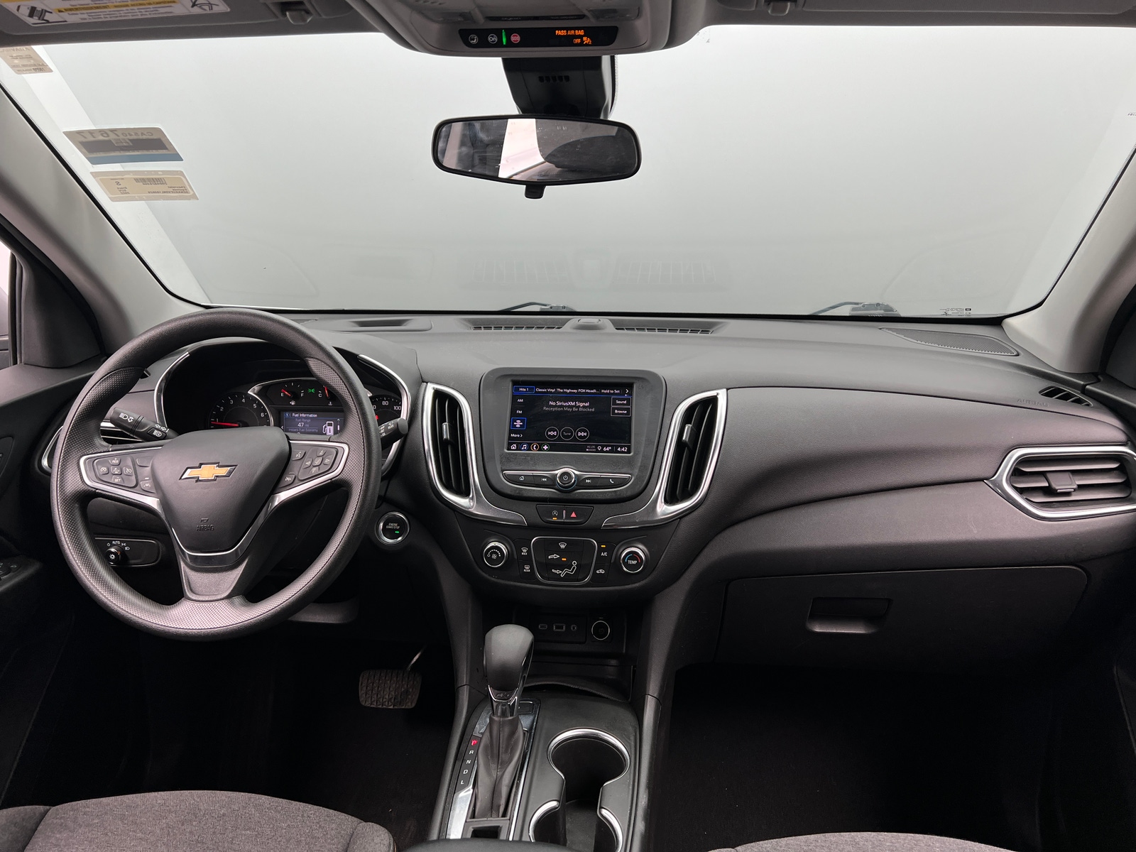 Thumbnail: 2022 Chevrolet Equinox - 3