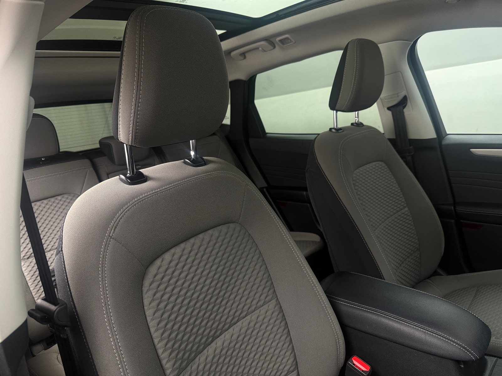 Thumbnail: 2021 Ford Escape - 2