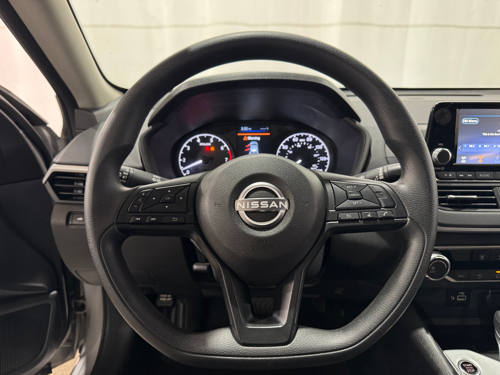 Thumbnail: 2024 Nissan Altima - 5