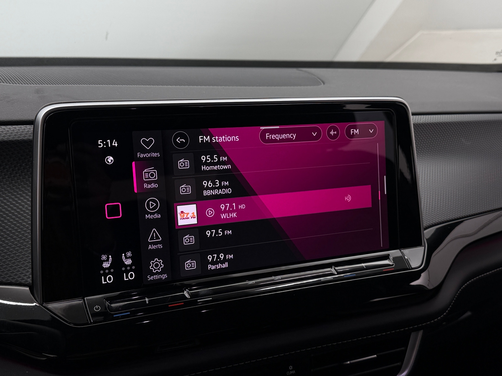 Thumbnail: 2025 Volkswagen Atlas - 3