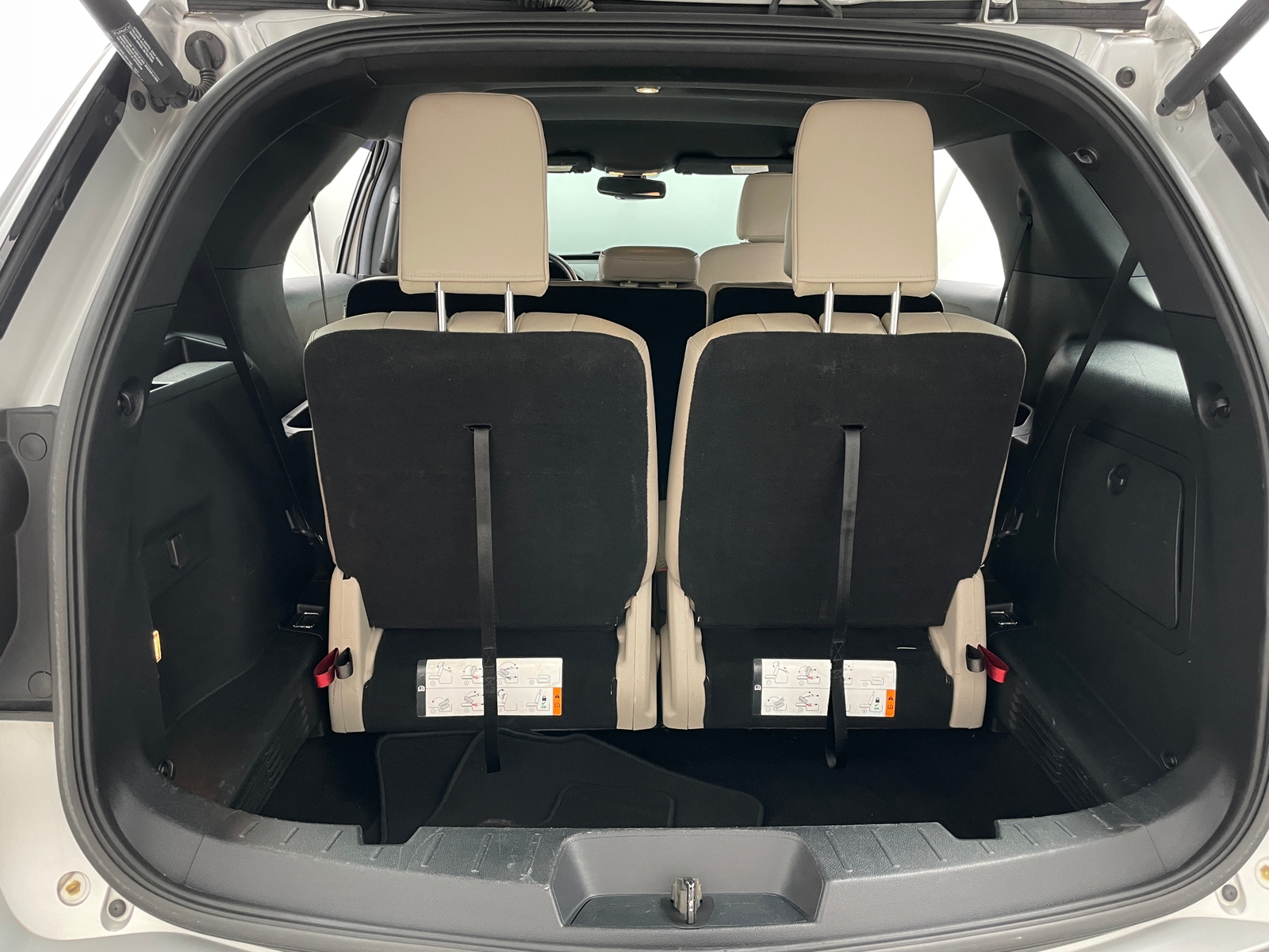 Thumbnail: 2019 Ford Explorer - 7
