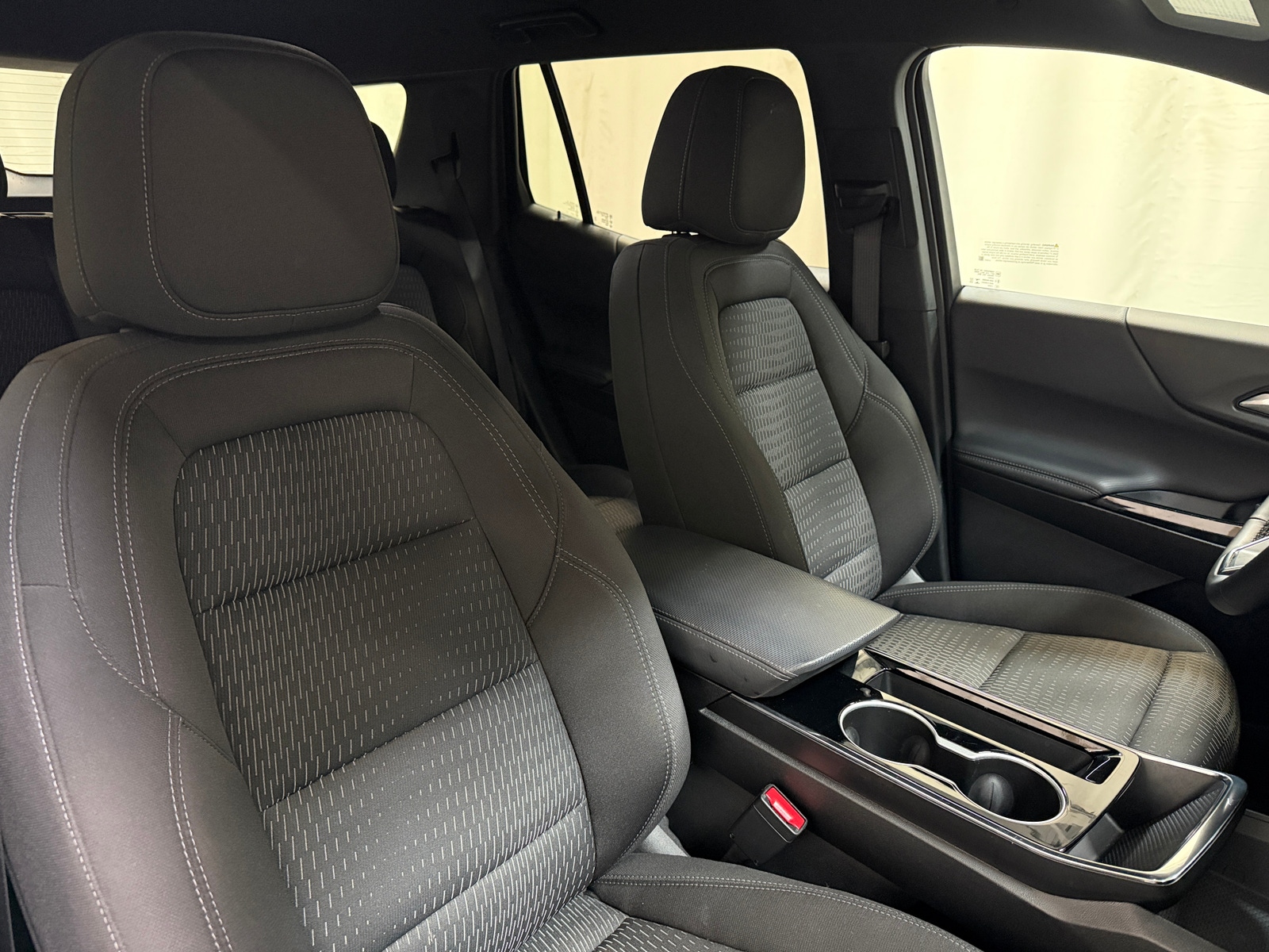 Thumbnail: 2025 Chevrolet Equinox - 2