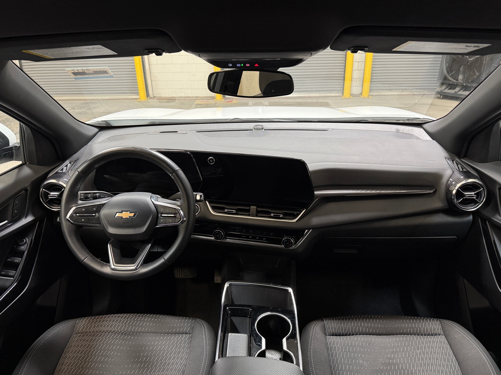 Thumbnail: 2025 Chevrolet Equinox - 3