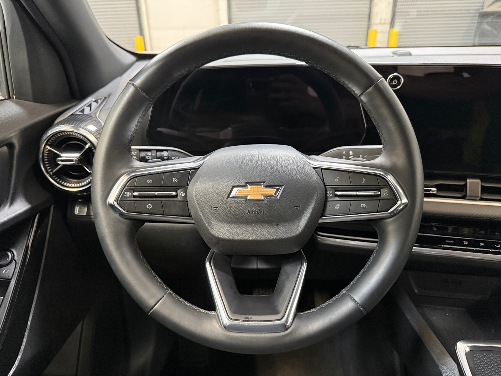 Thumbnail: 2025 Chevrolet Equinox - 5