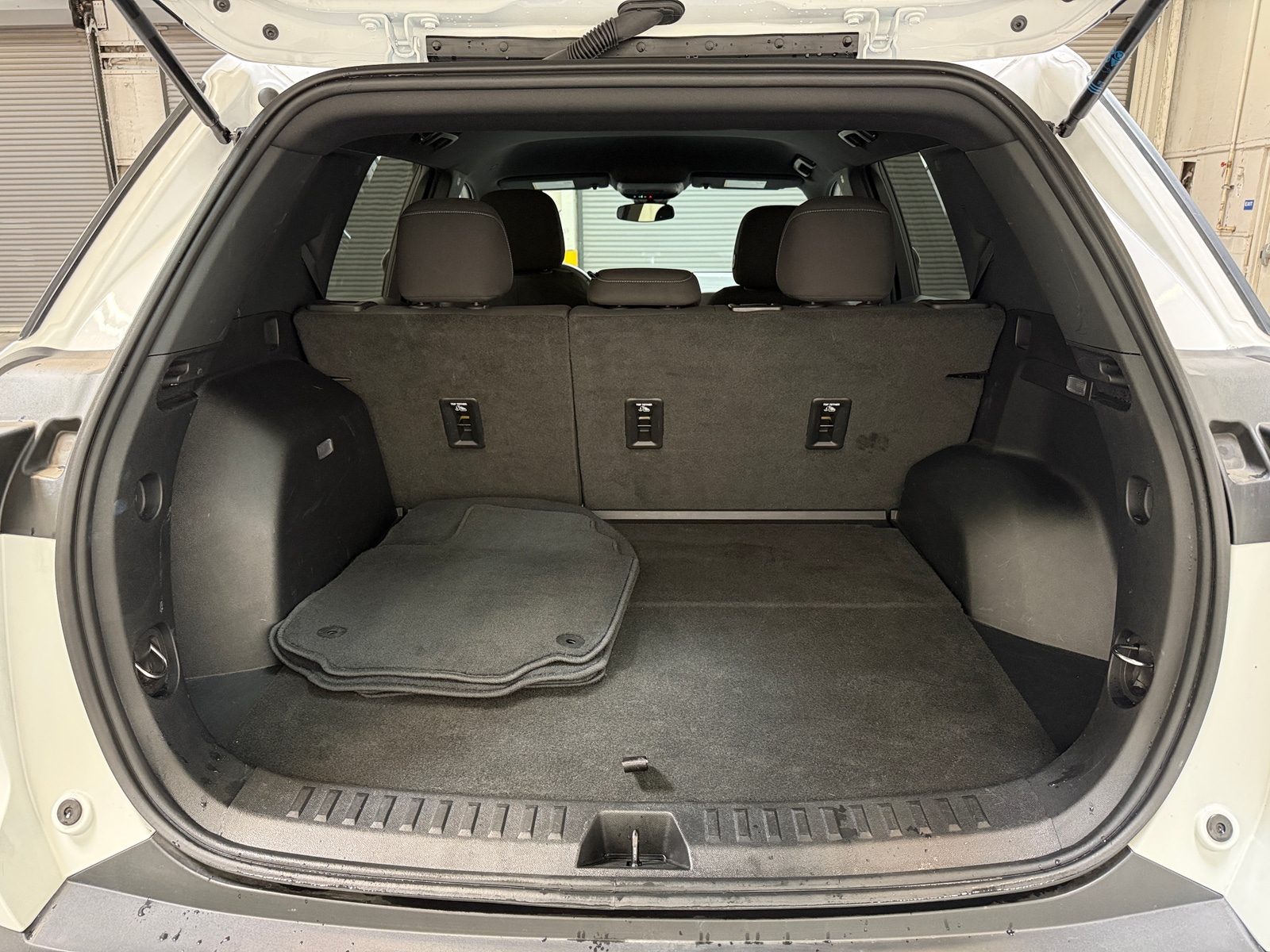 Thumbnail: 2025 Chevrolet Equinox - 7