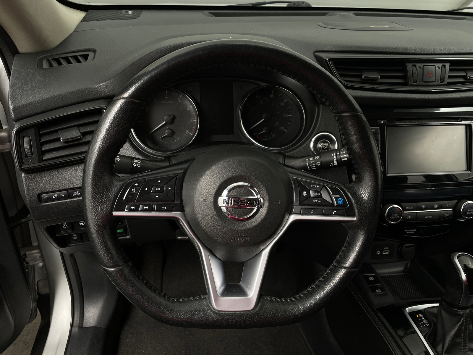 Thumbnail: 2020 Nissan Rogue - 4
