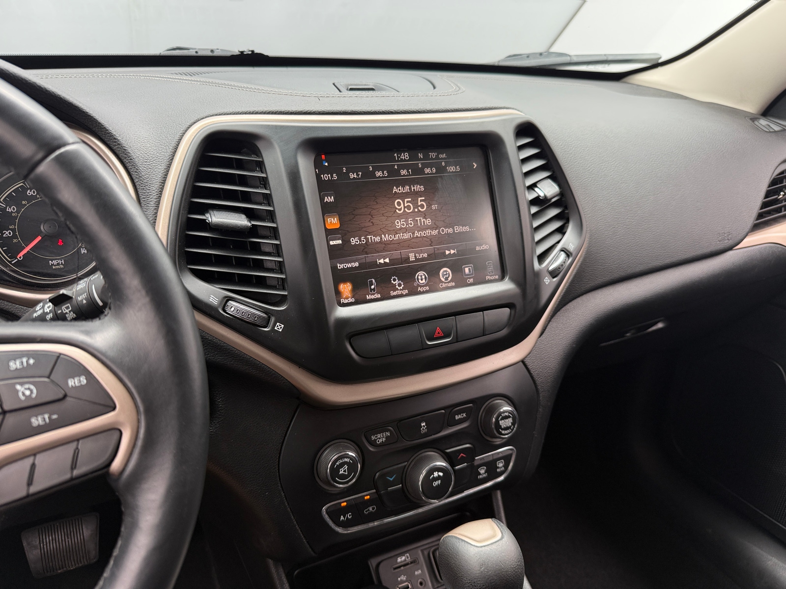 Thumbnail: 2014 Jeep Cherokee - 4