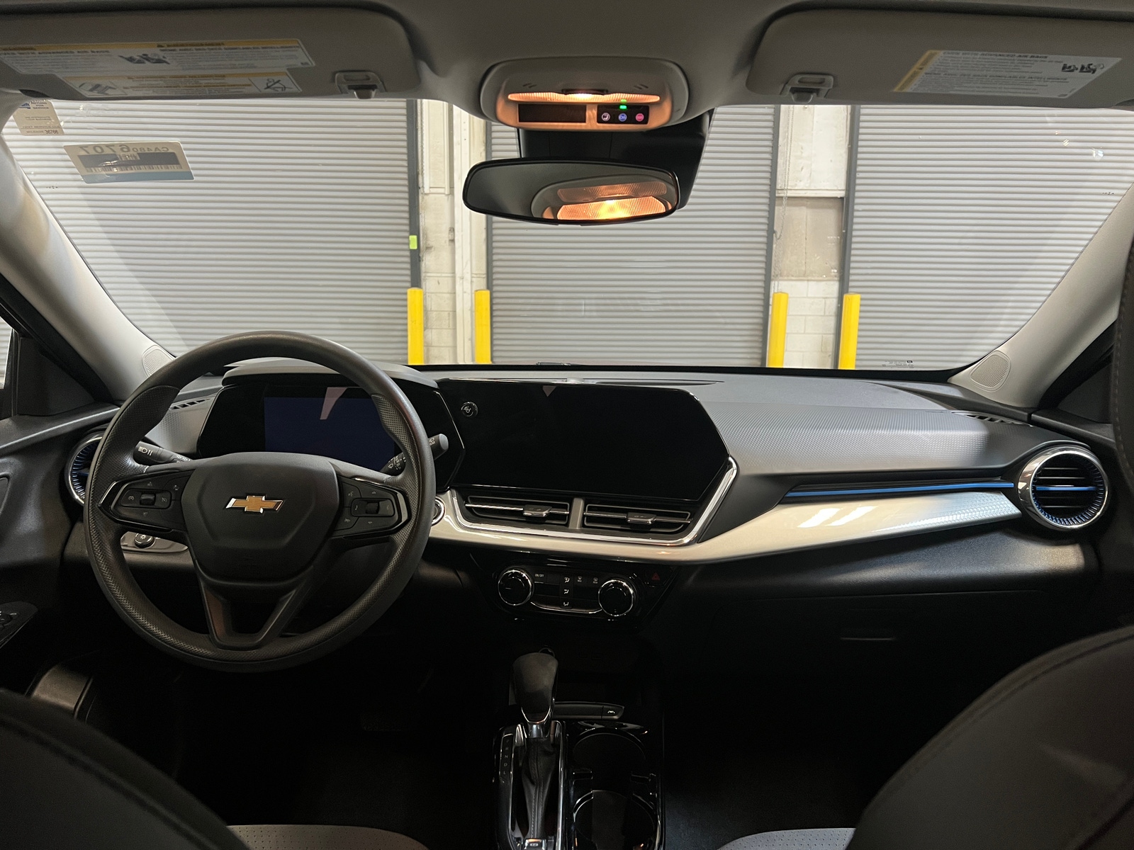 Thumbnail: 2025 Chevrolet Trax - 3