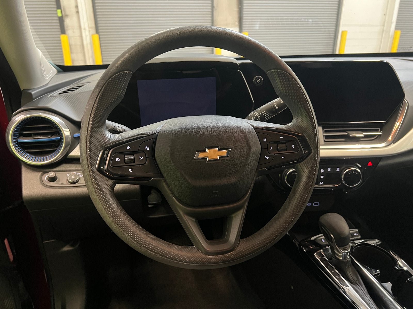 Thumbnail: 2025 Chevrolet Trax - 5
