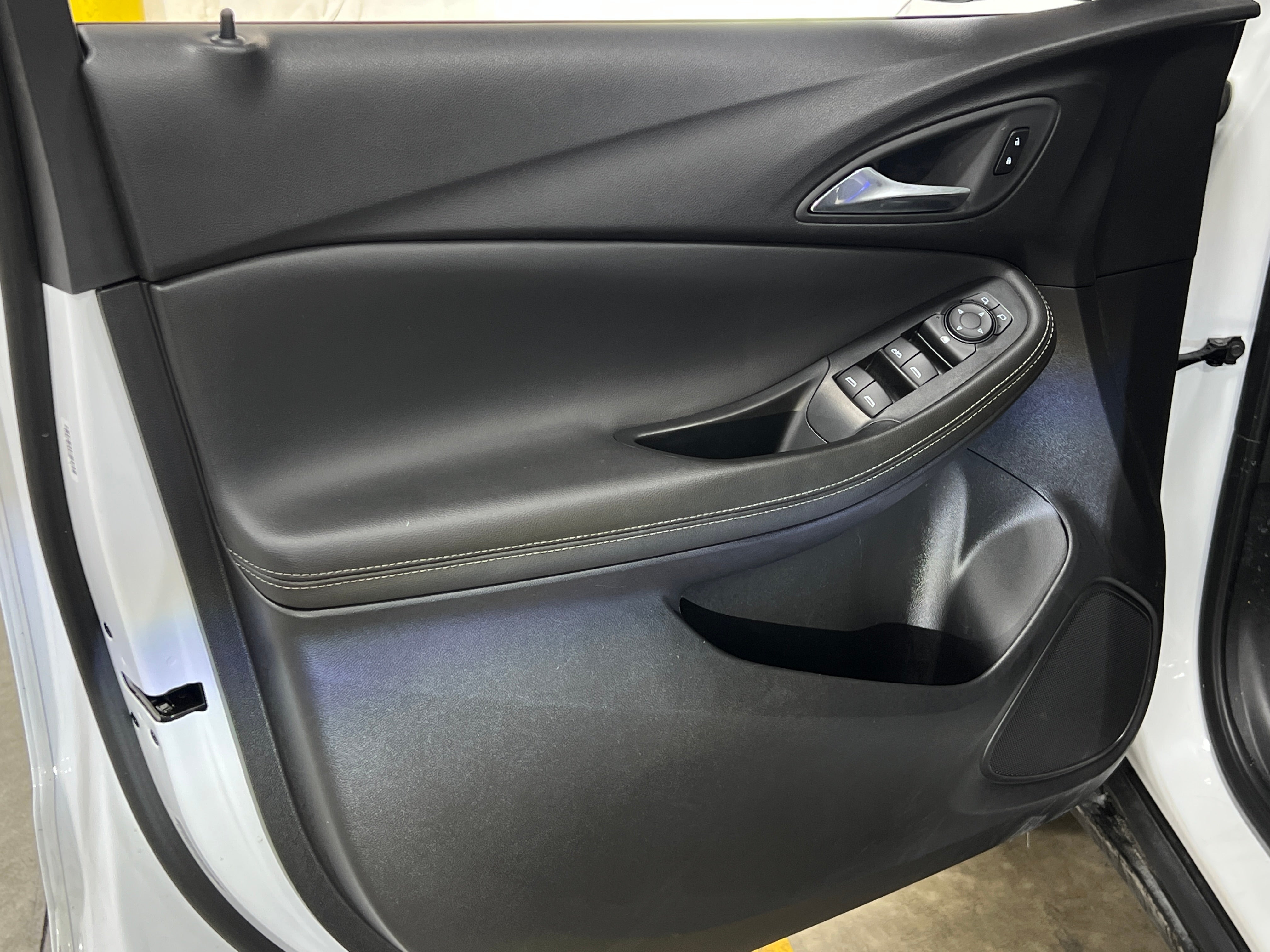 2025 Buick Encore GX Preferred - Photo 9