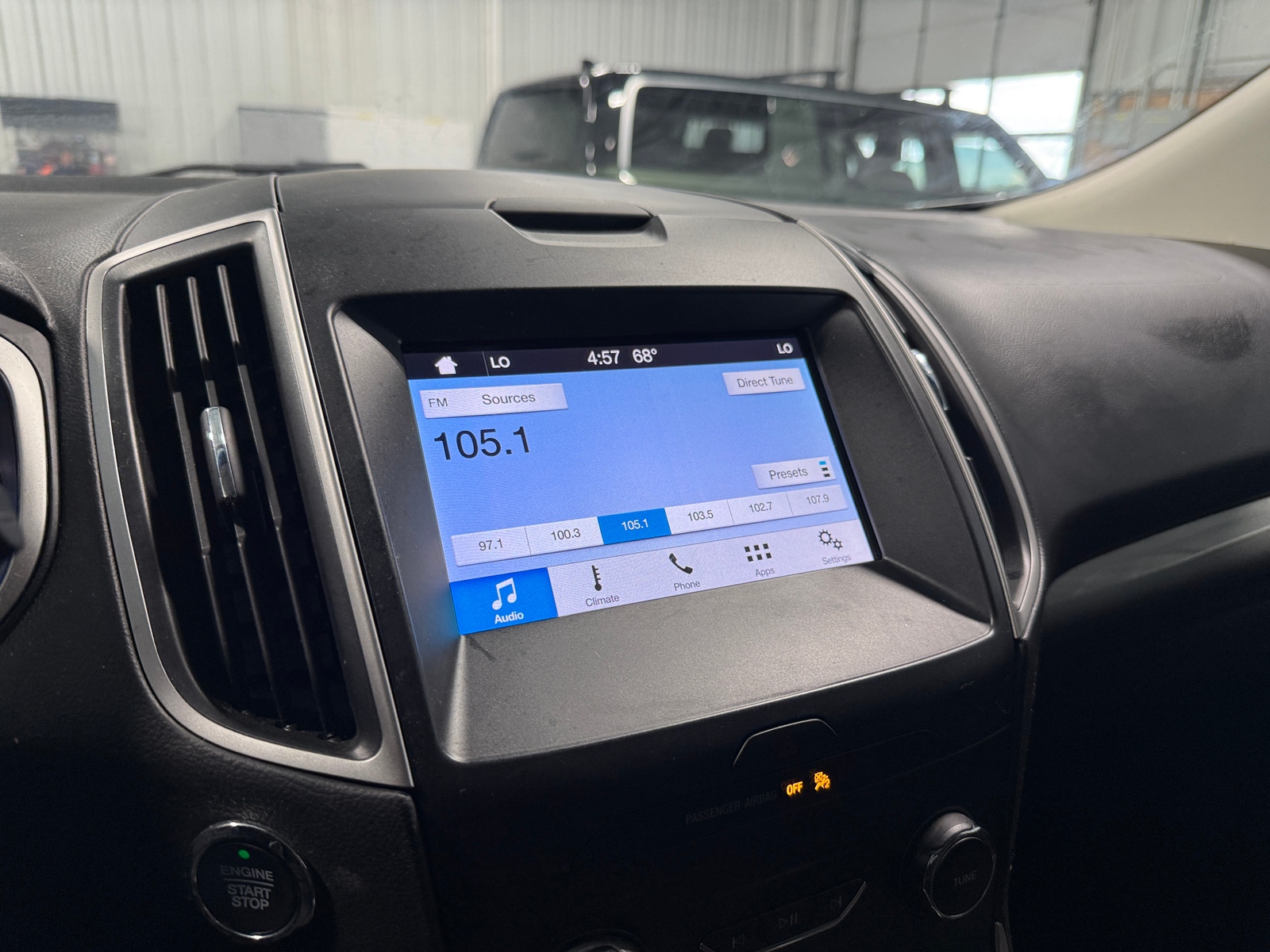 Thumbnail: 2019 Ford Edge - 4