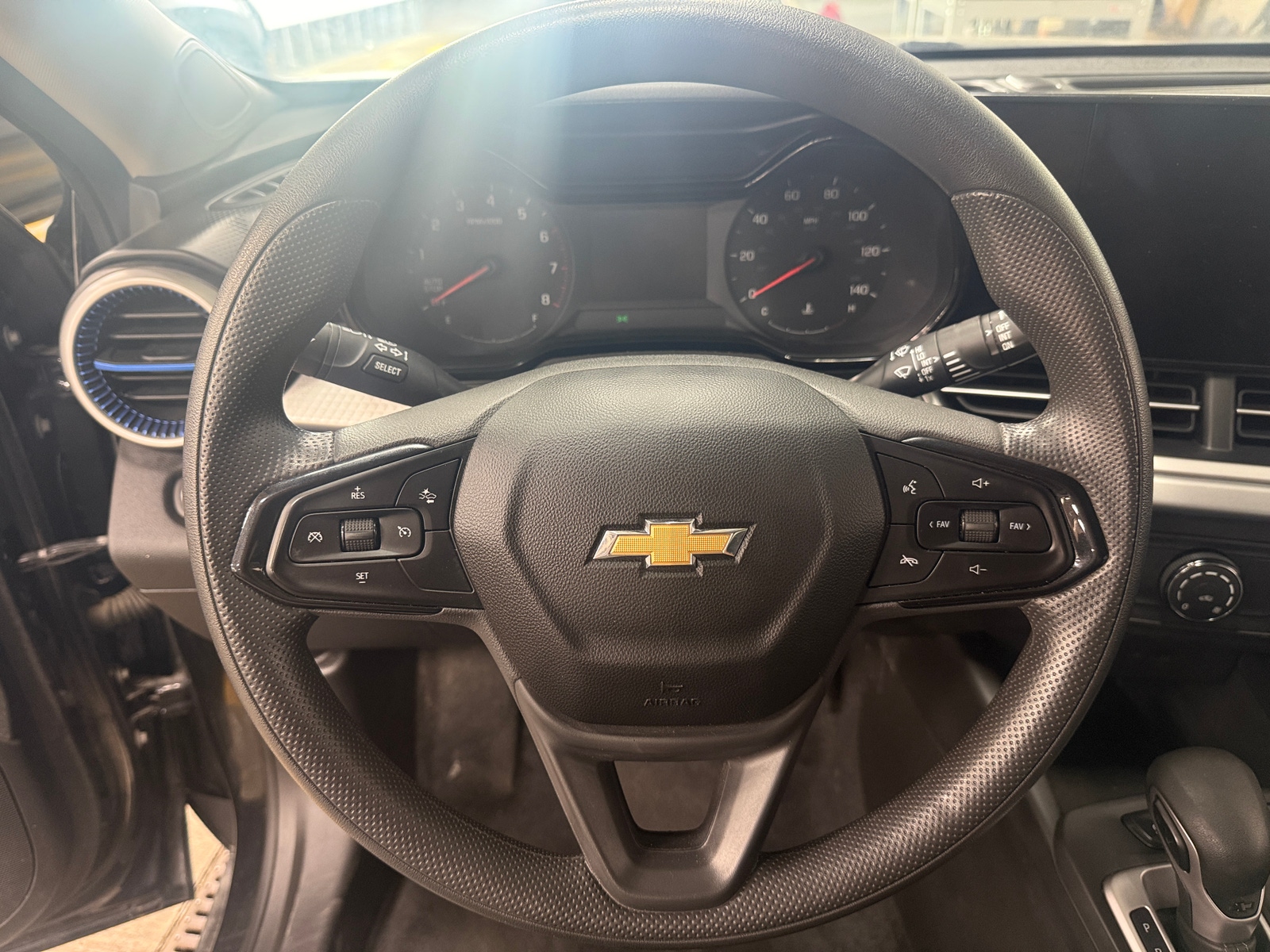 Thumbnail: 2024 Chevrolet Trax - 5