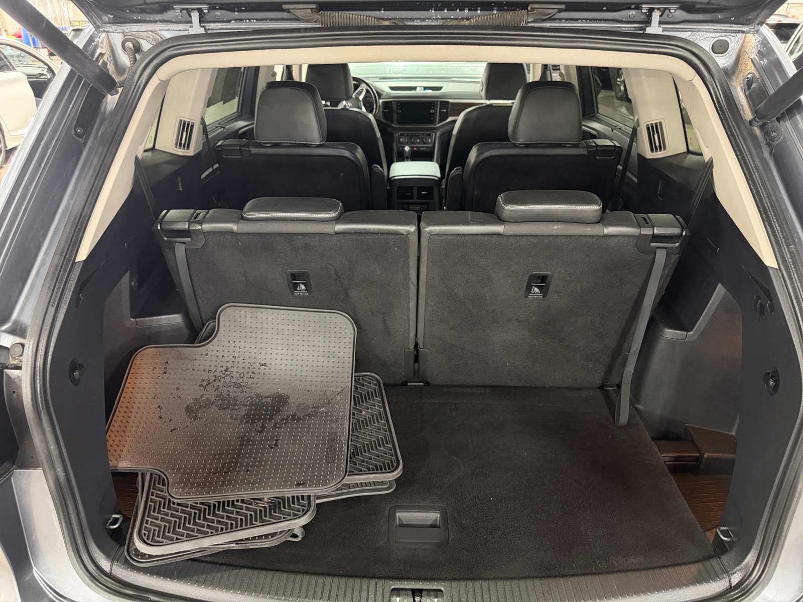 Thumbnail: 2021 Volkswagen Atlas - 6
