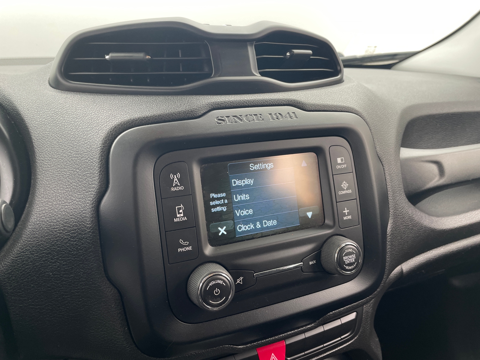 Thumbnail: 2015 Jeep Renegade - 4