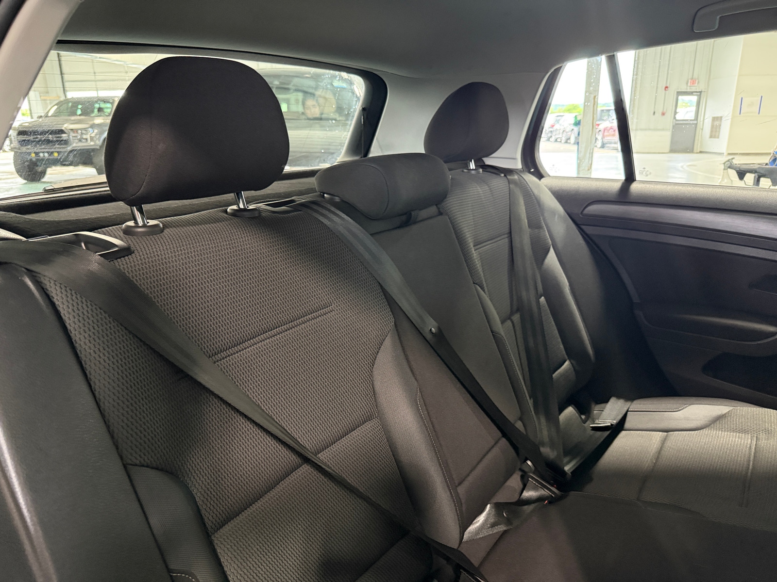 Thumbnail: 2019 Volkswagen e-Golf - 6