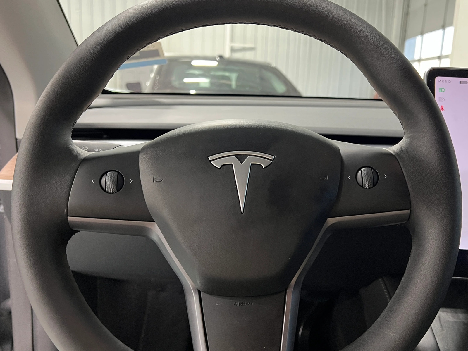 Thumbnail: 2024 Tesla Model Y - 4