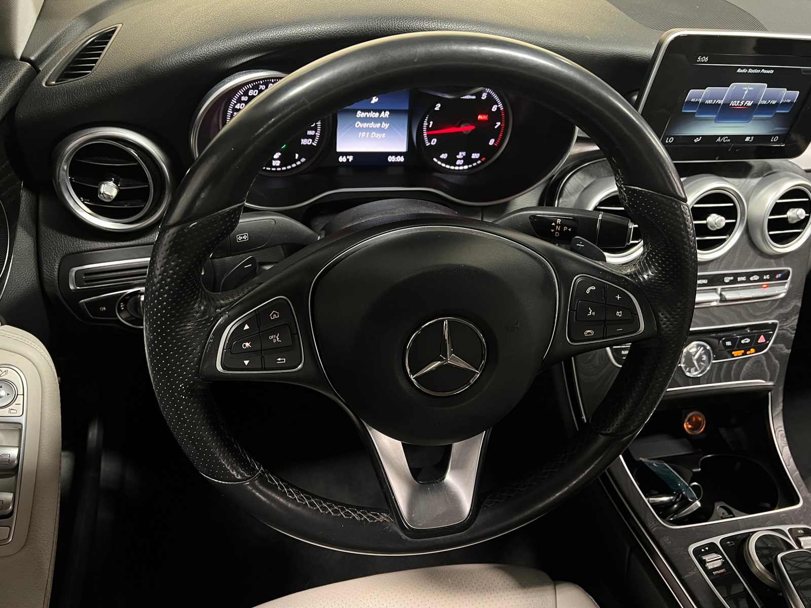 Thumbnail: 2016 Mercedes-Benz C-Class - 4