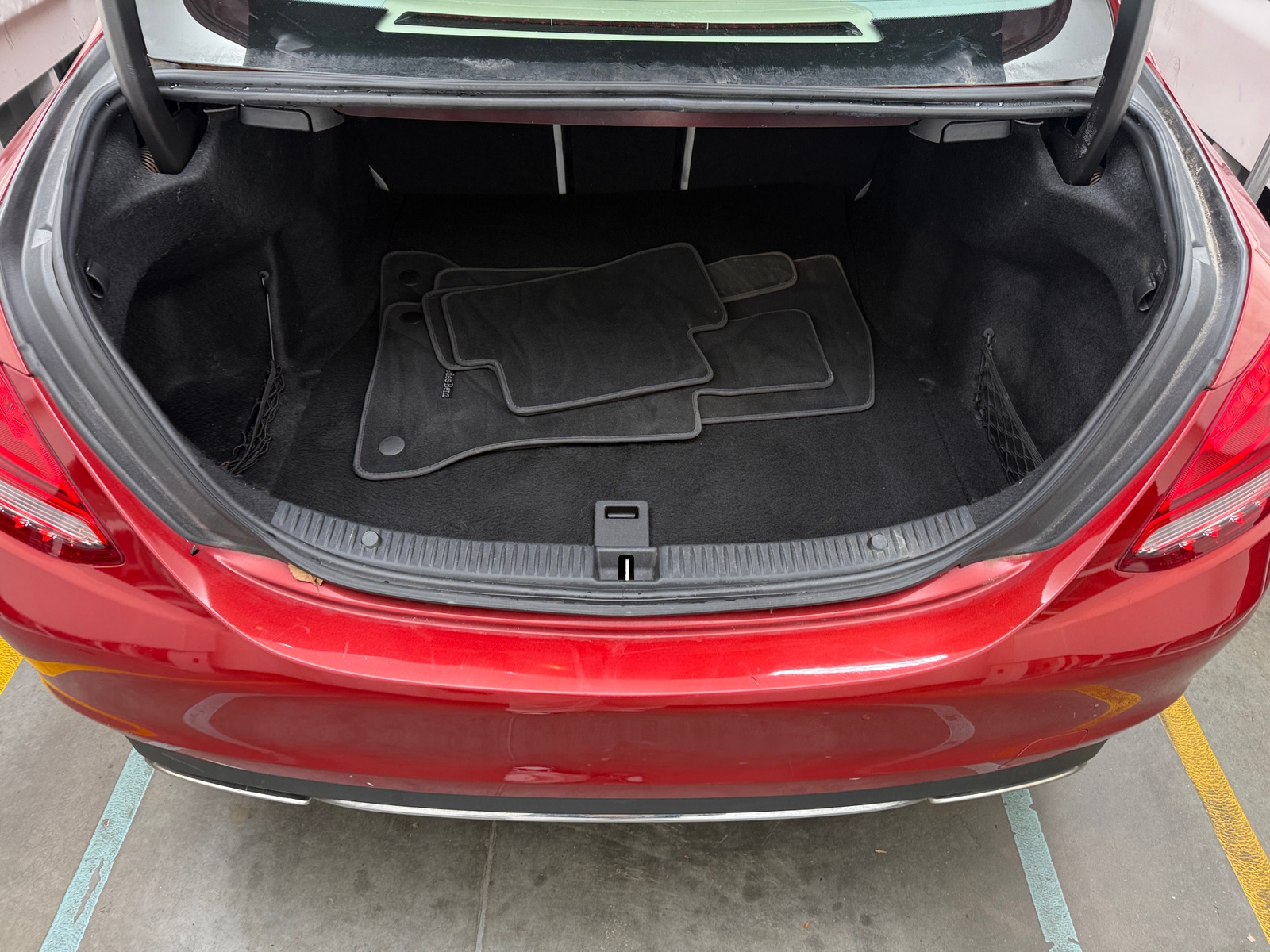 Thumbnail: 2016 Mercedes-Benz C-Class - 6