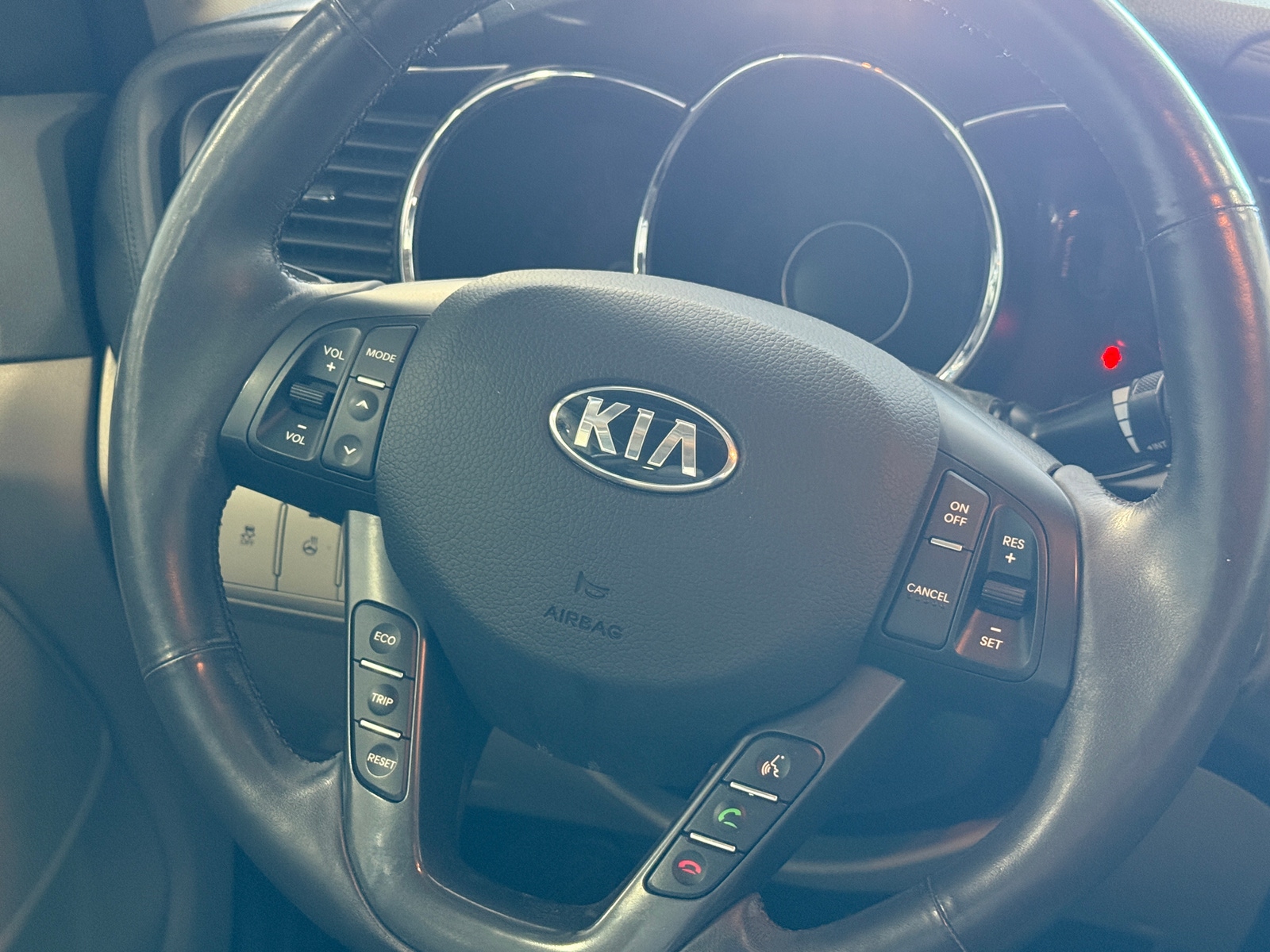 Thumbnail: 2013 Kia Optima - 4