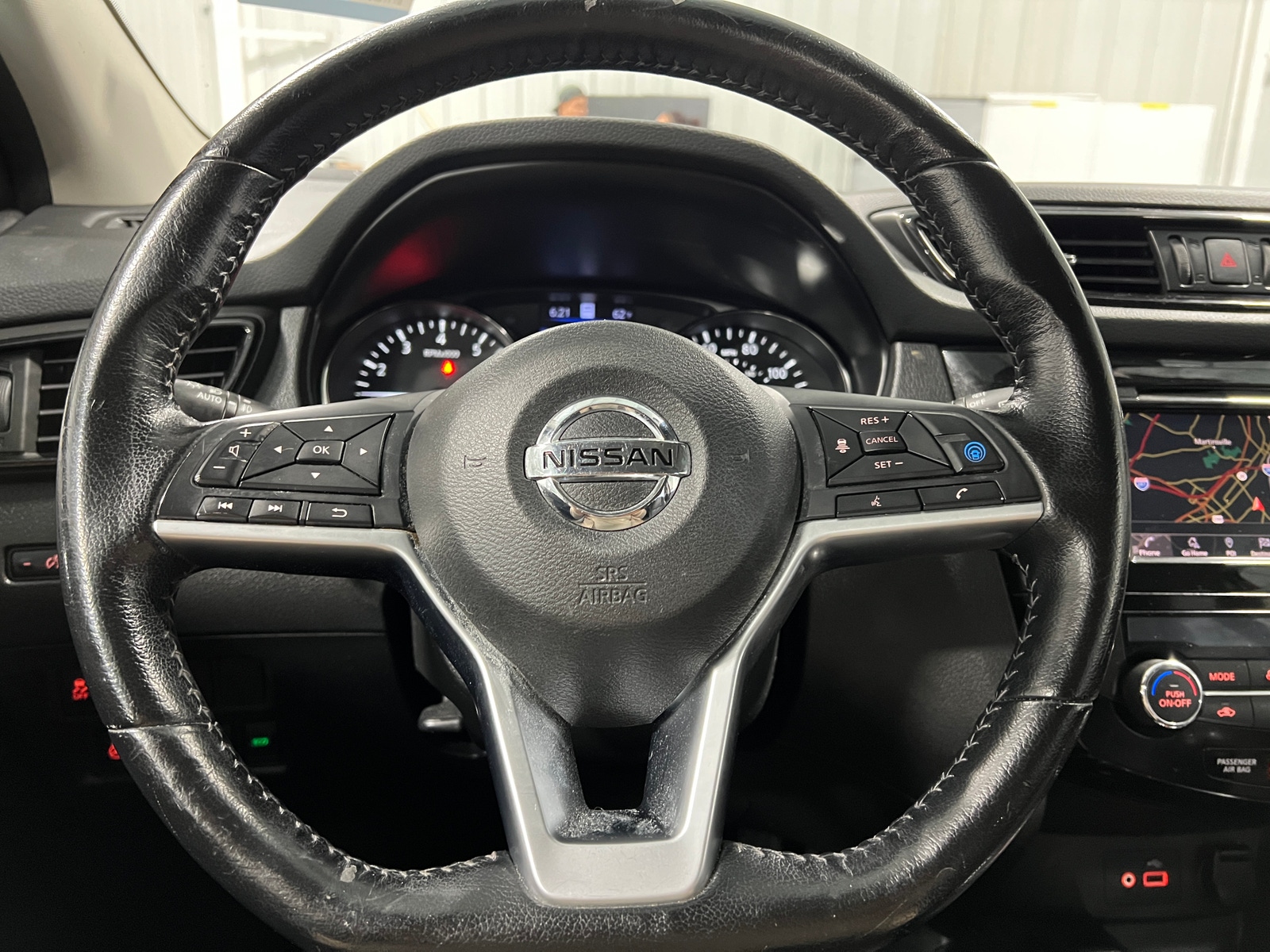 Thumbnail: 2020 Nissan Rogue Sport - 4