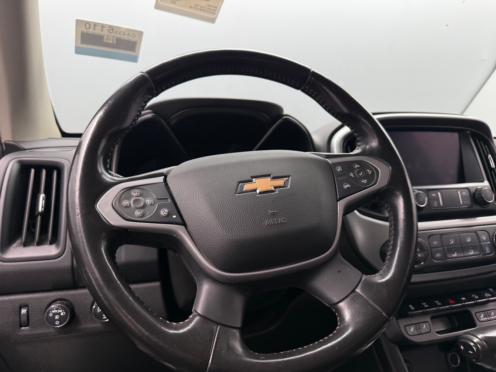 Thumbnail: 2021 Chevrolet Colorado - 4