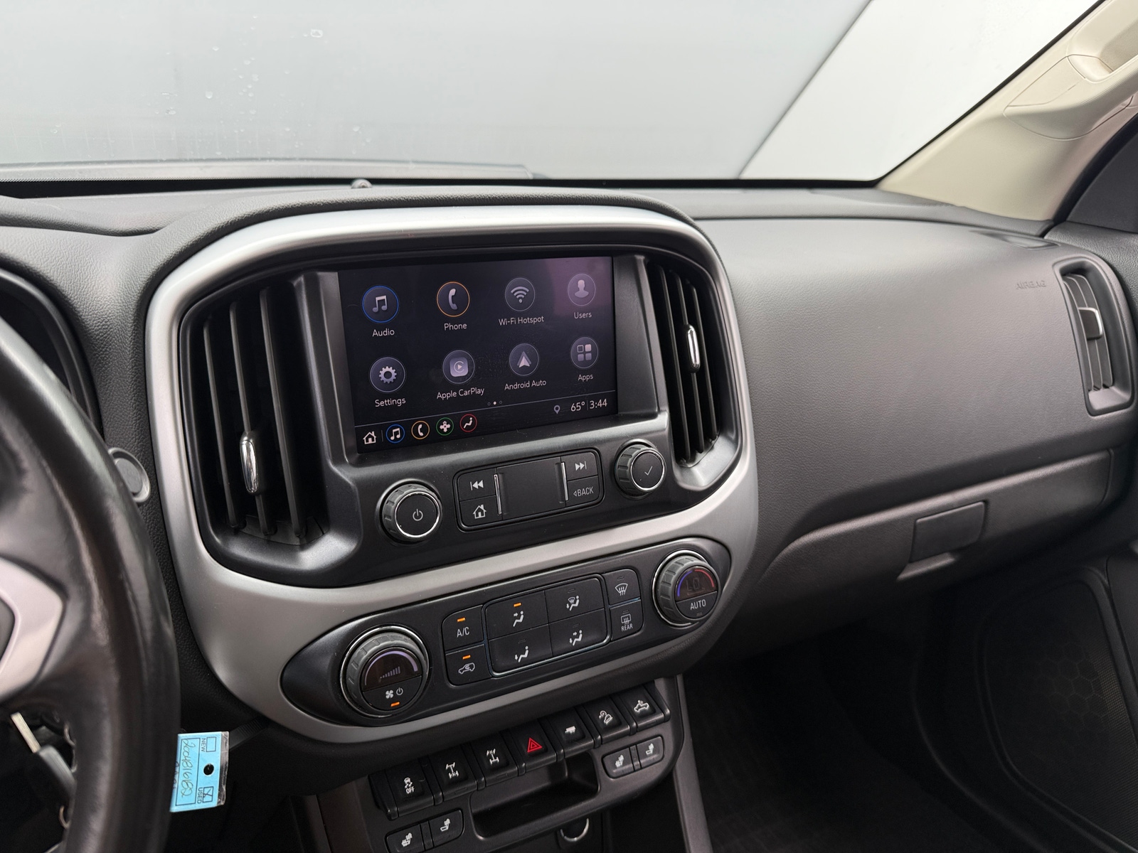 Thumbnail: 2021 Chevrolet Colorado - 3
