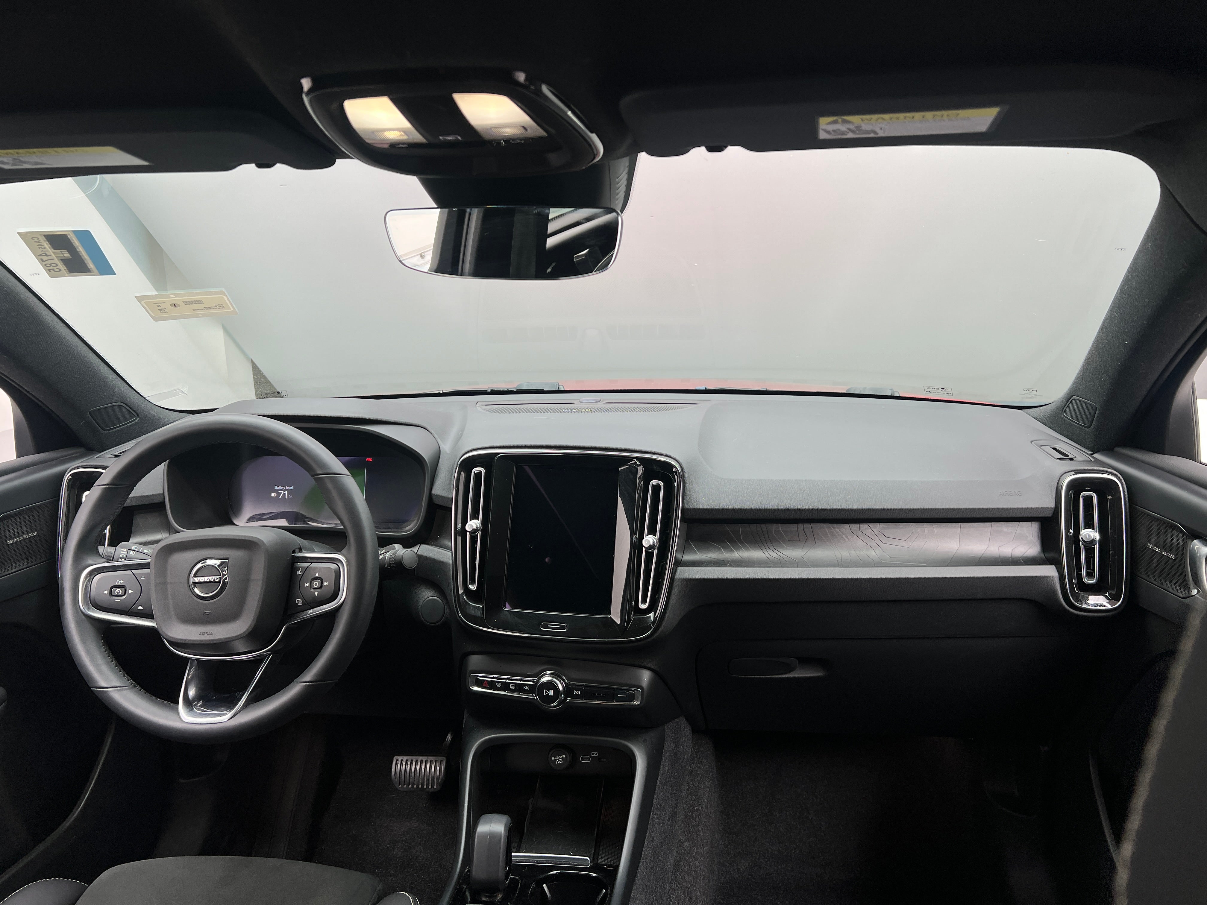 Used 2023 Volvo C40 Ultimate with VIN YV4ED3GM9P2028623 for sale in Pewaukee, WI
