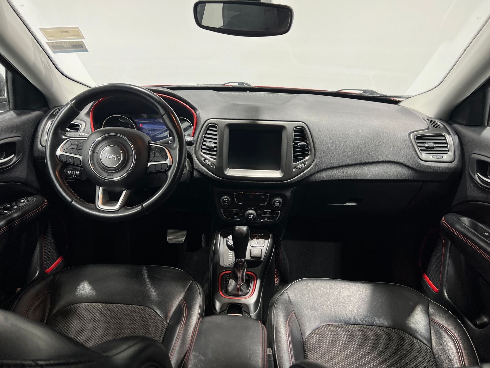 Thumbnail: 2019 Jeep Compass - 3