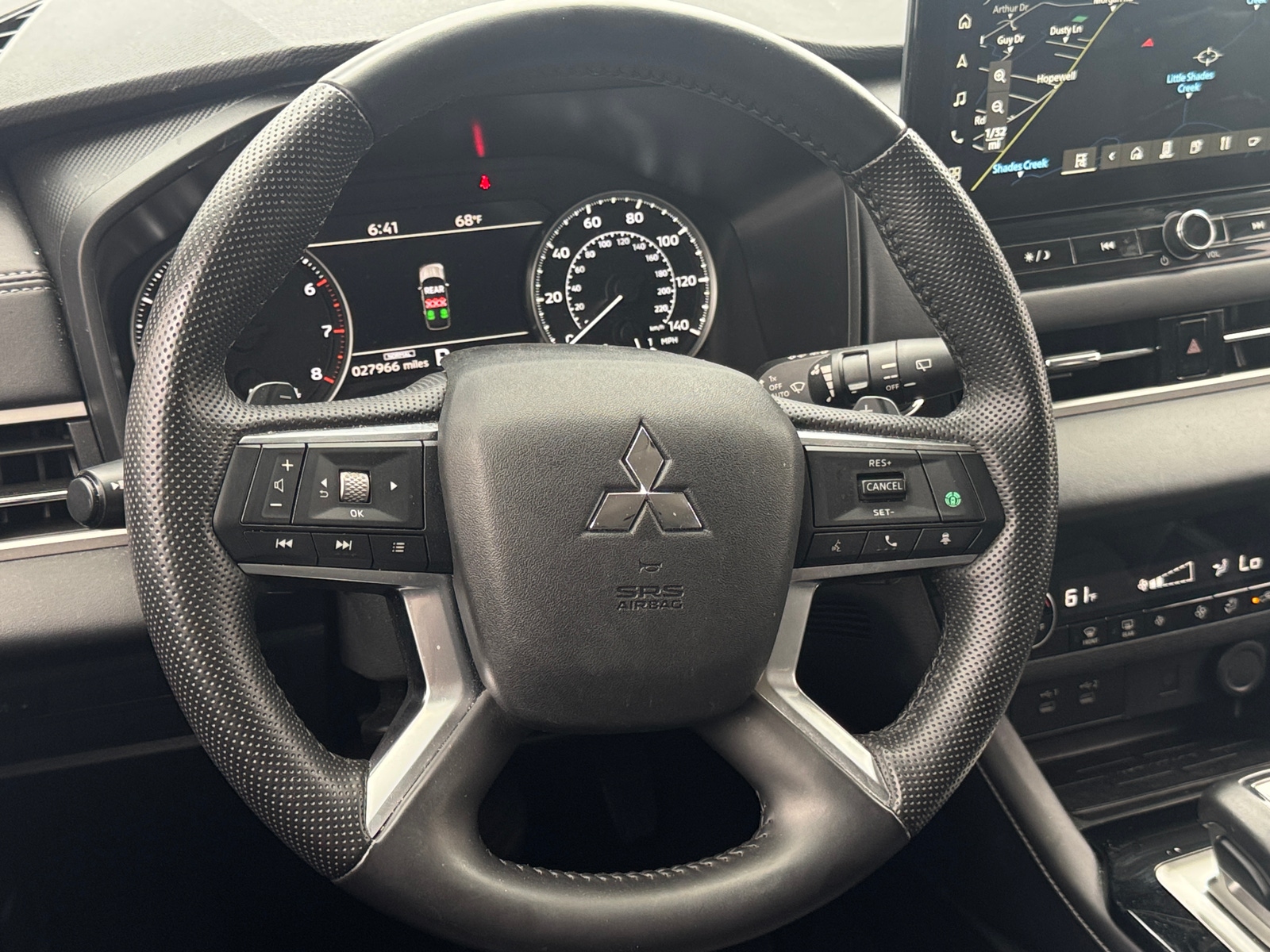 Thumbnail: 2025 Mitsubishi Outlander - 5