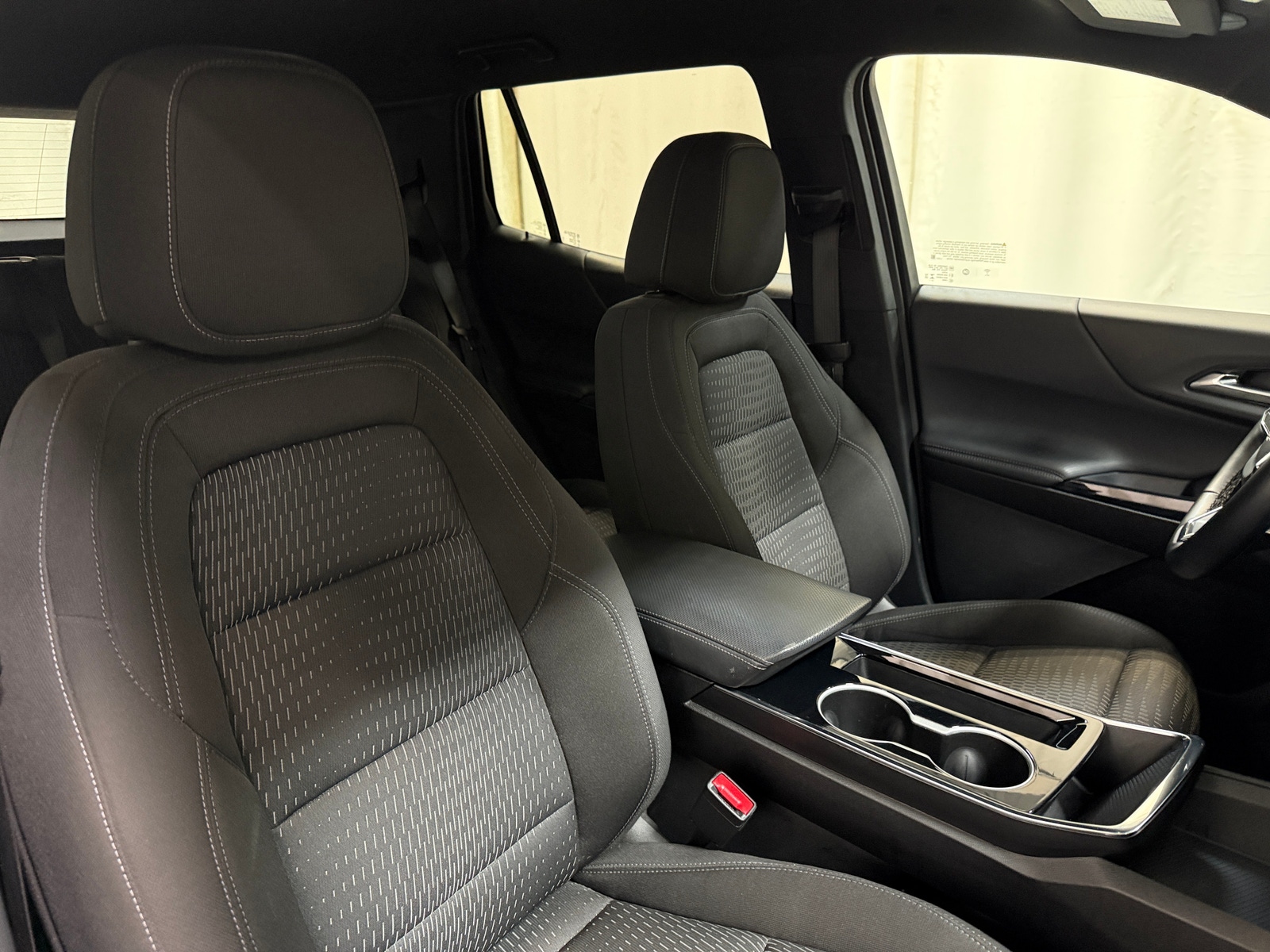 Thumbnail: 2025 Chevrolet Equinox - 2