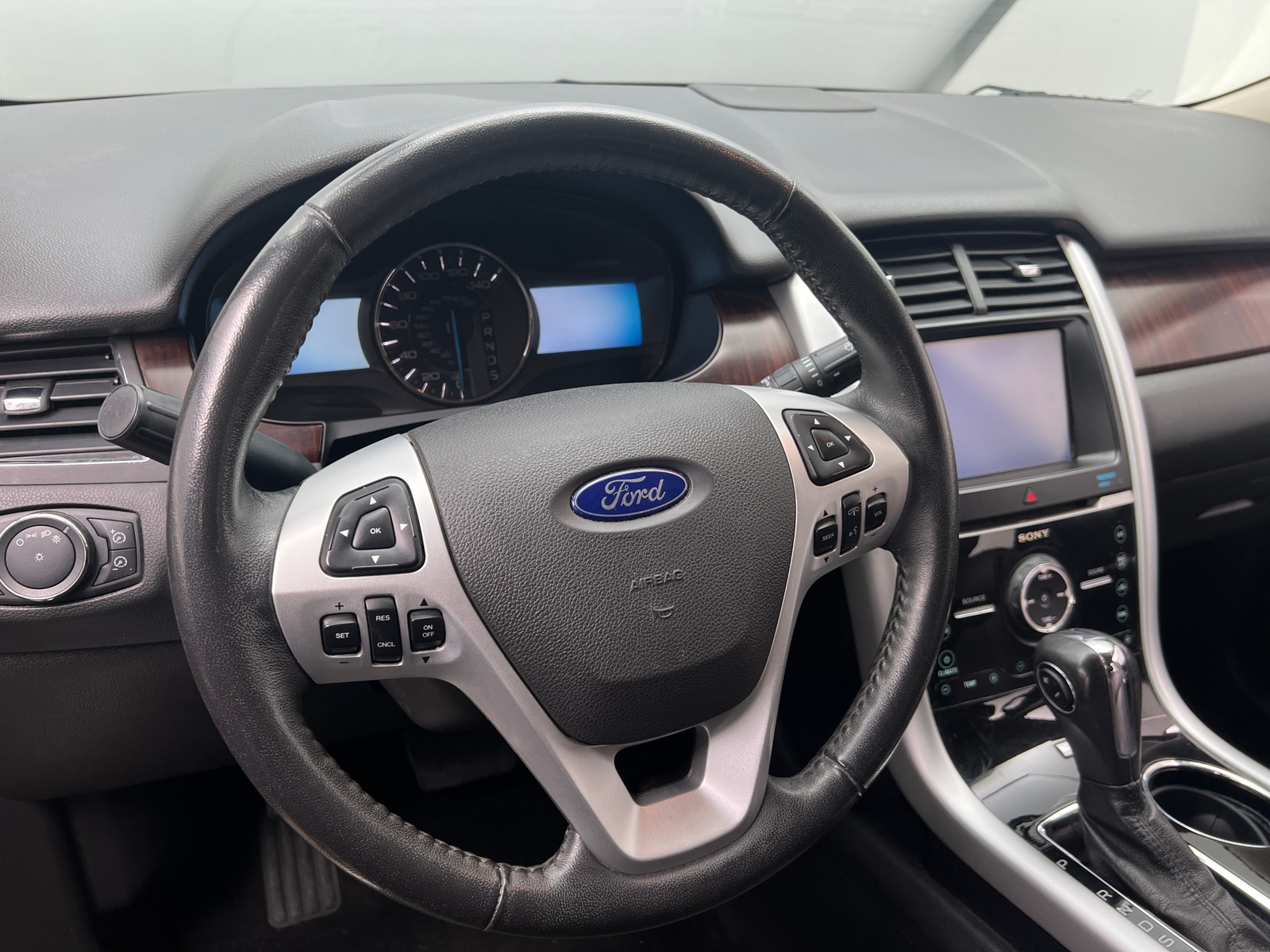 Thumbnail: 2013 Ford Edge - 4