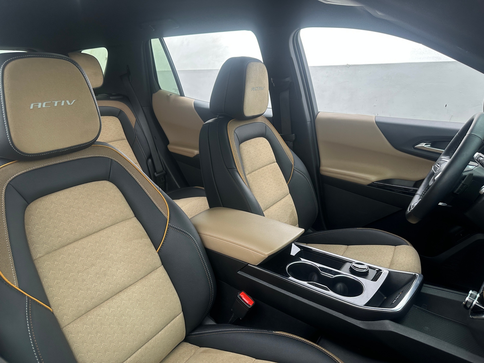 Thumbnail: 2025 Chevrolet Equinox - 2