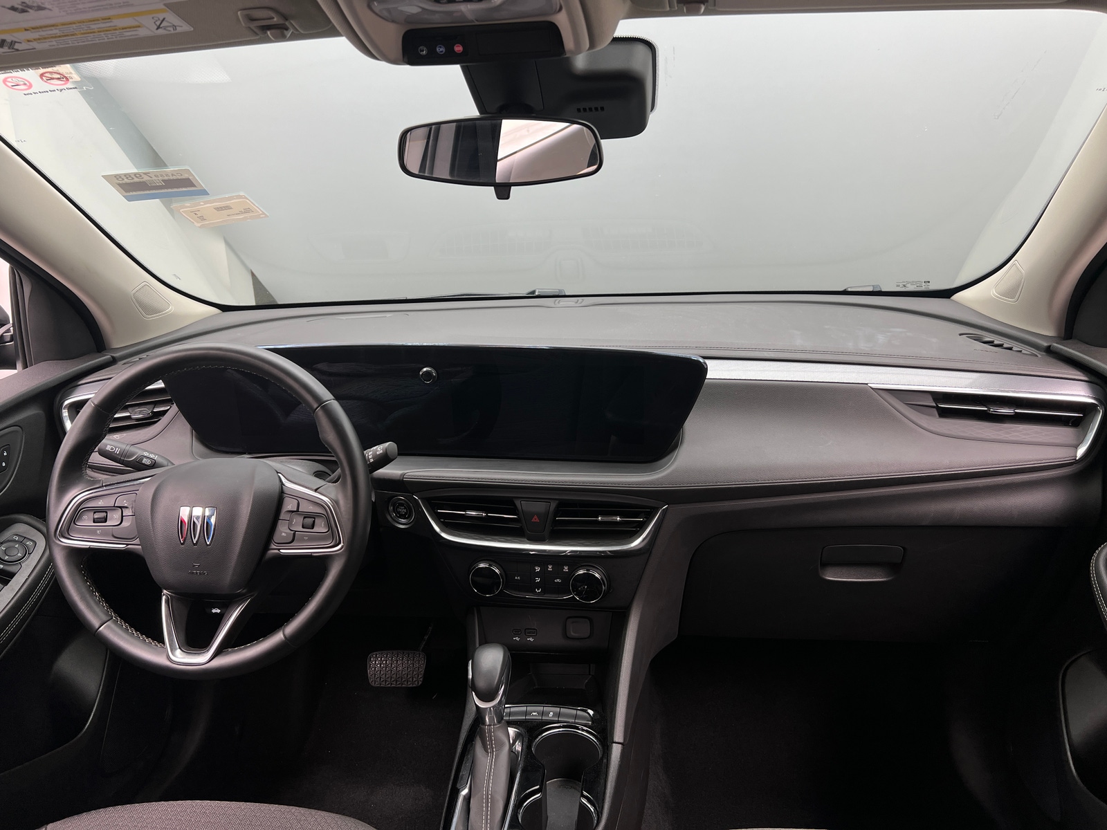 Thumbnail: 2025 Buick Encore GX - 3