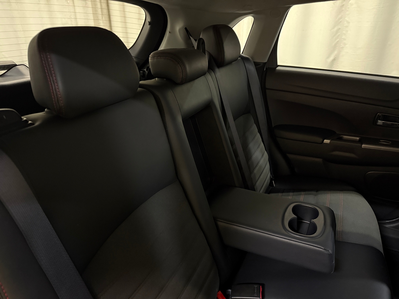 Thumbnail: 2024 Mitsubishi Outlander Sport - 5