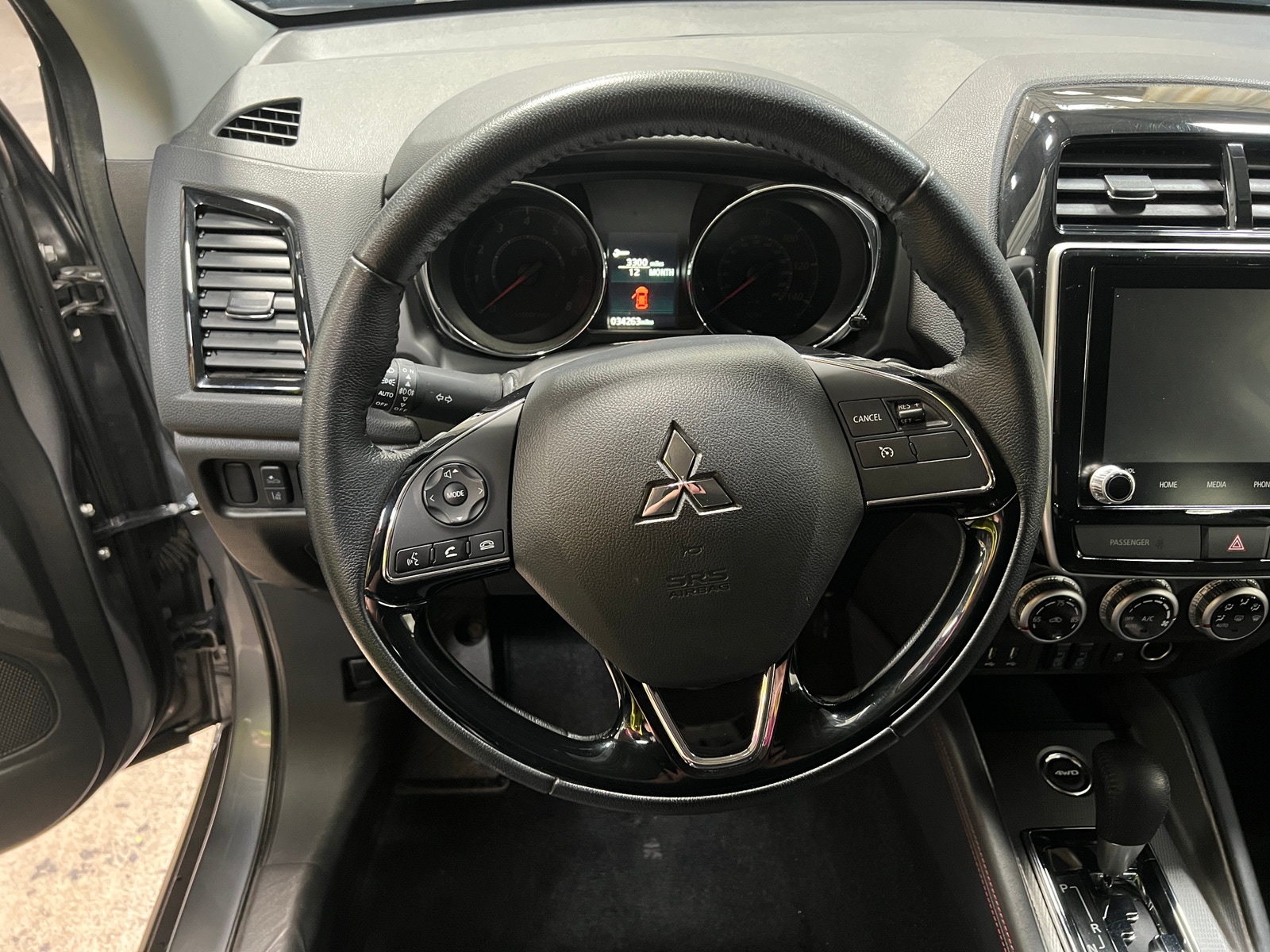 Thumbnail: 2024 Mitsubishi Outlander Sport - 4