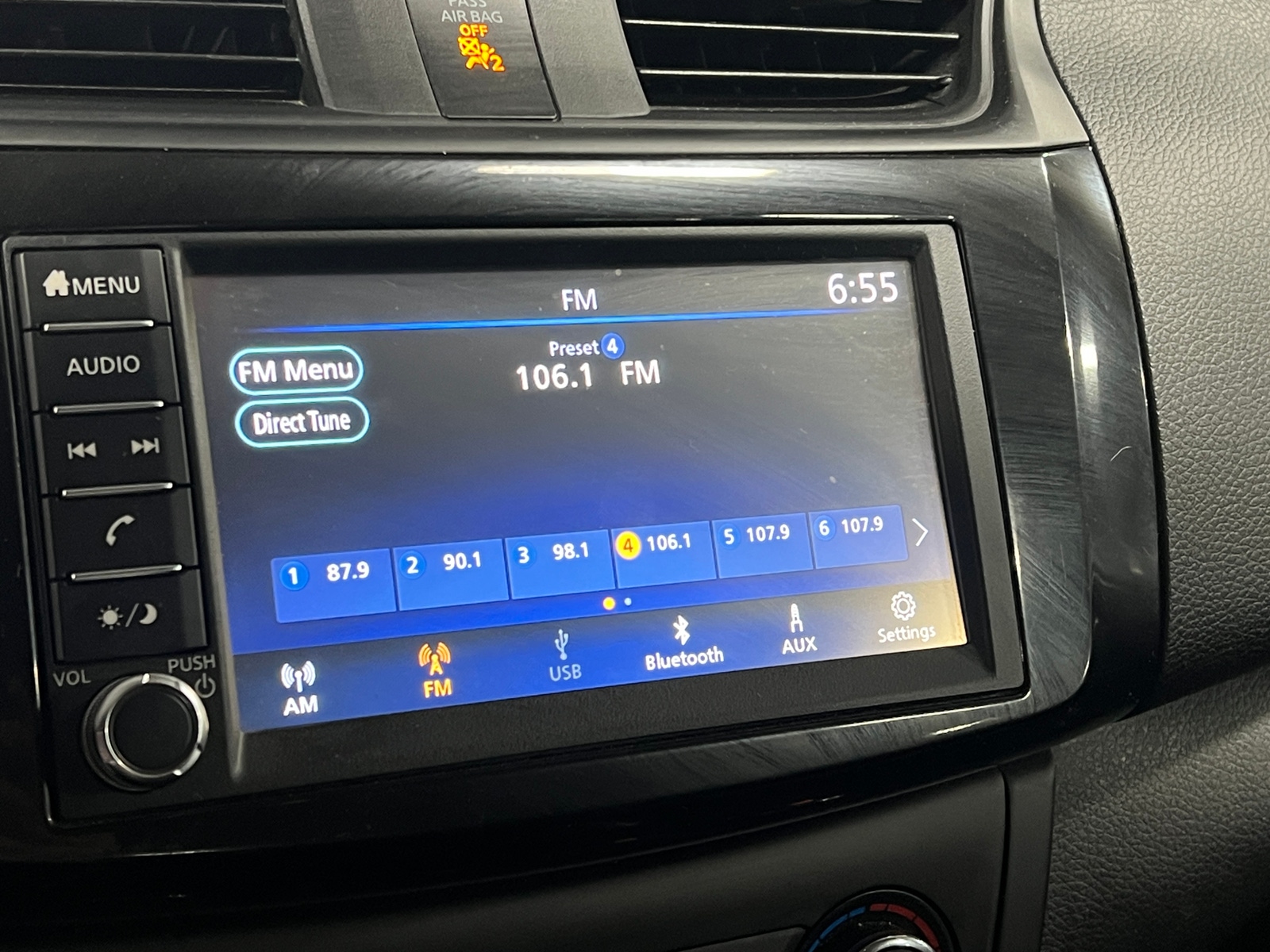 Thumbnail: 2019 Nissan Sentra - 4