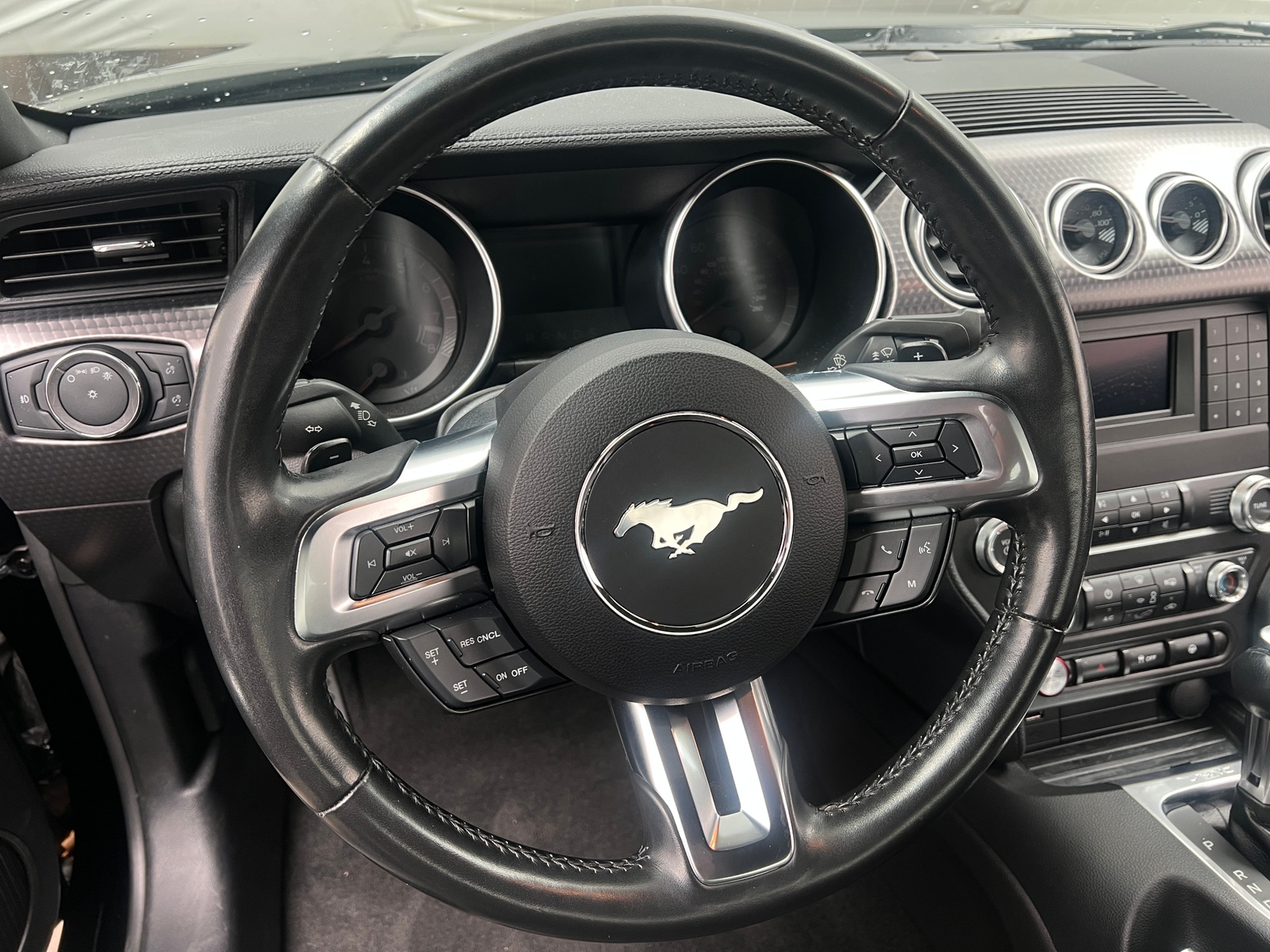 Thumbnail: 2019 Ford Mustang - 4
