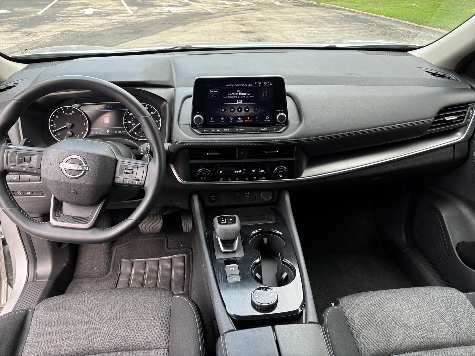 Thumbnail: 2025 Nissan Rogue - 3
