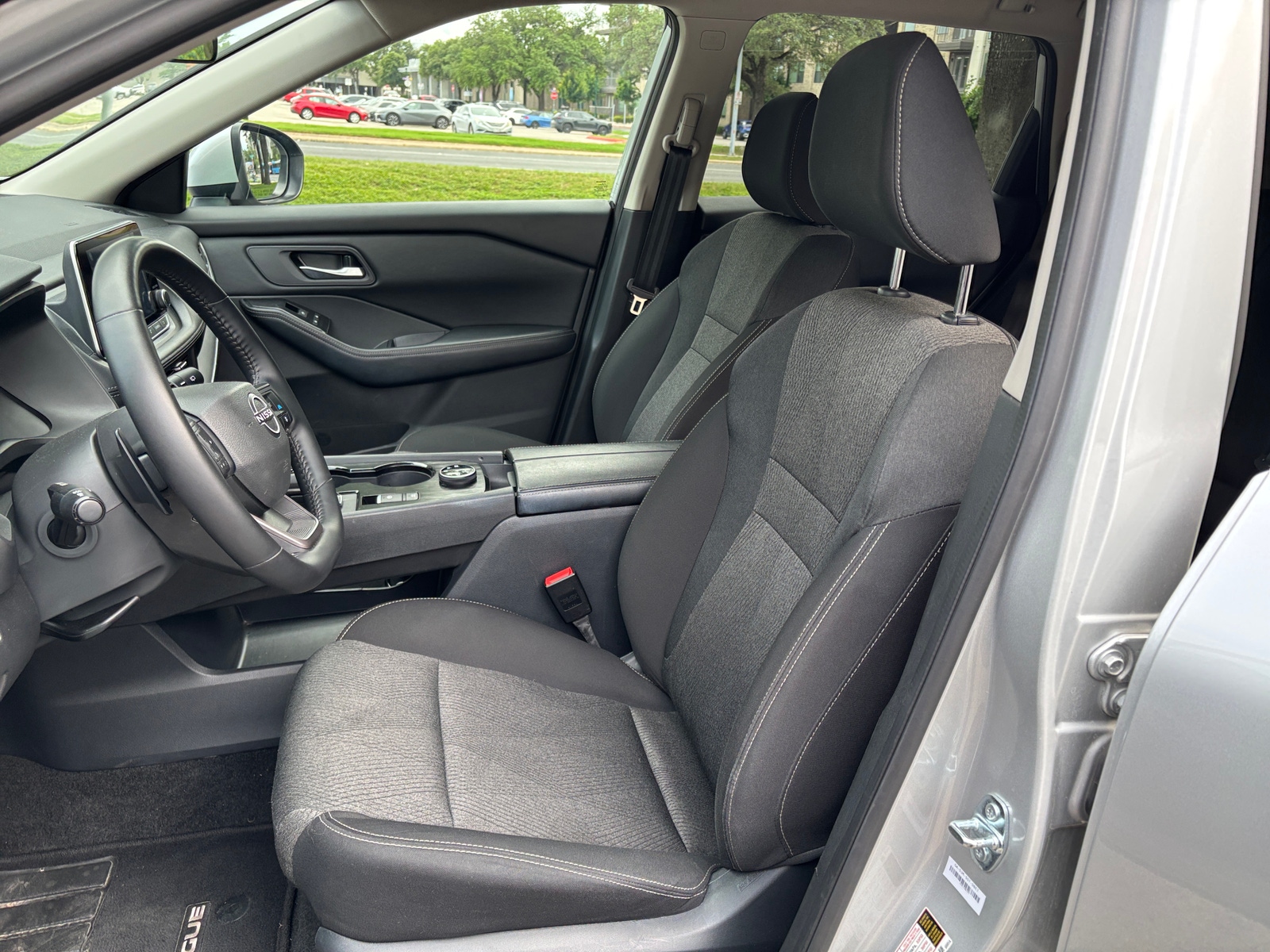 Thumbnail: 2025 Nissan Rogue - 2
