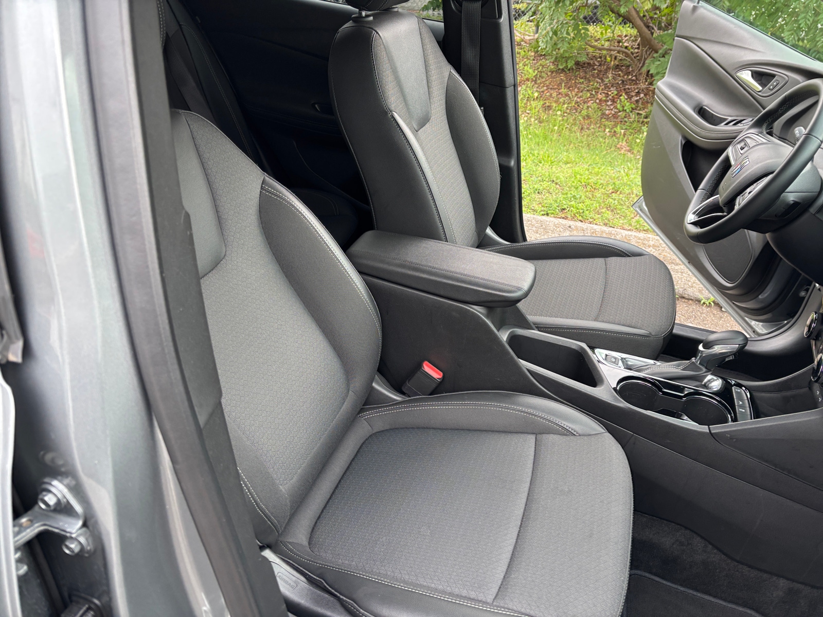 Thumbnail: 2025 Buick Encore GX - 2