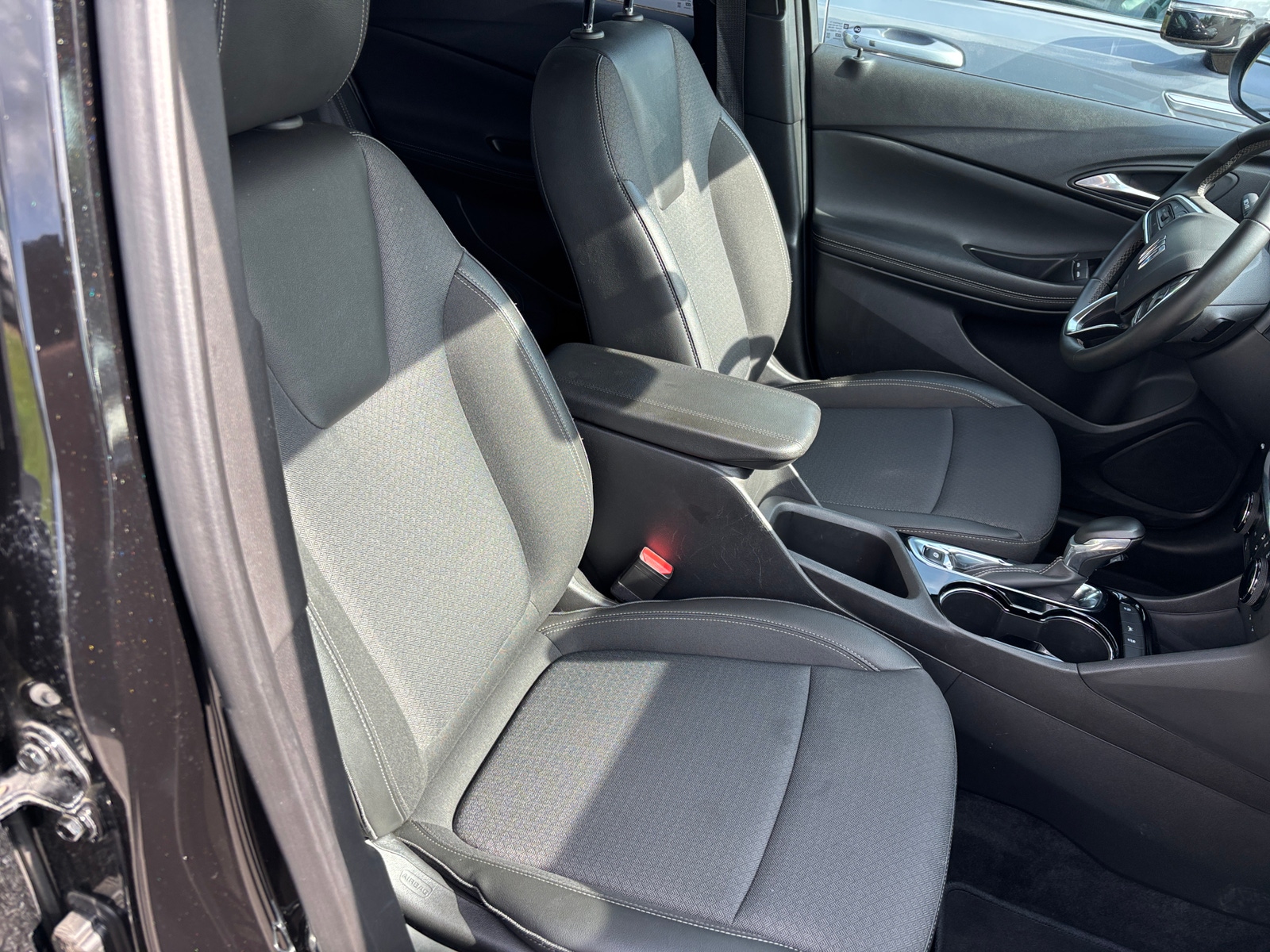 Thumbnail: 2025 Buick Encore GX - 2