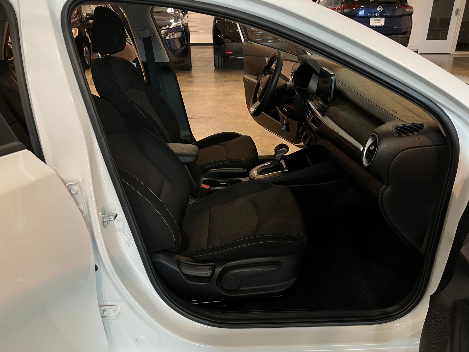 Thumbnail: 2024 Kia Forte - 2
