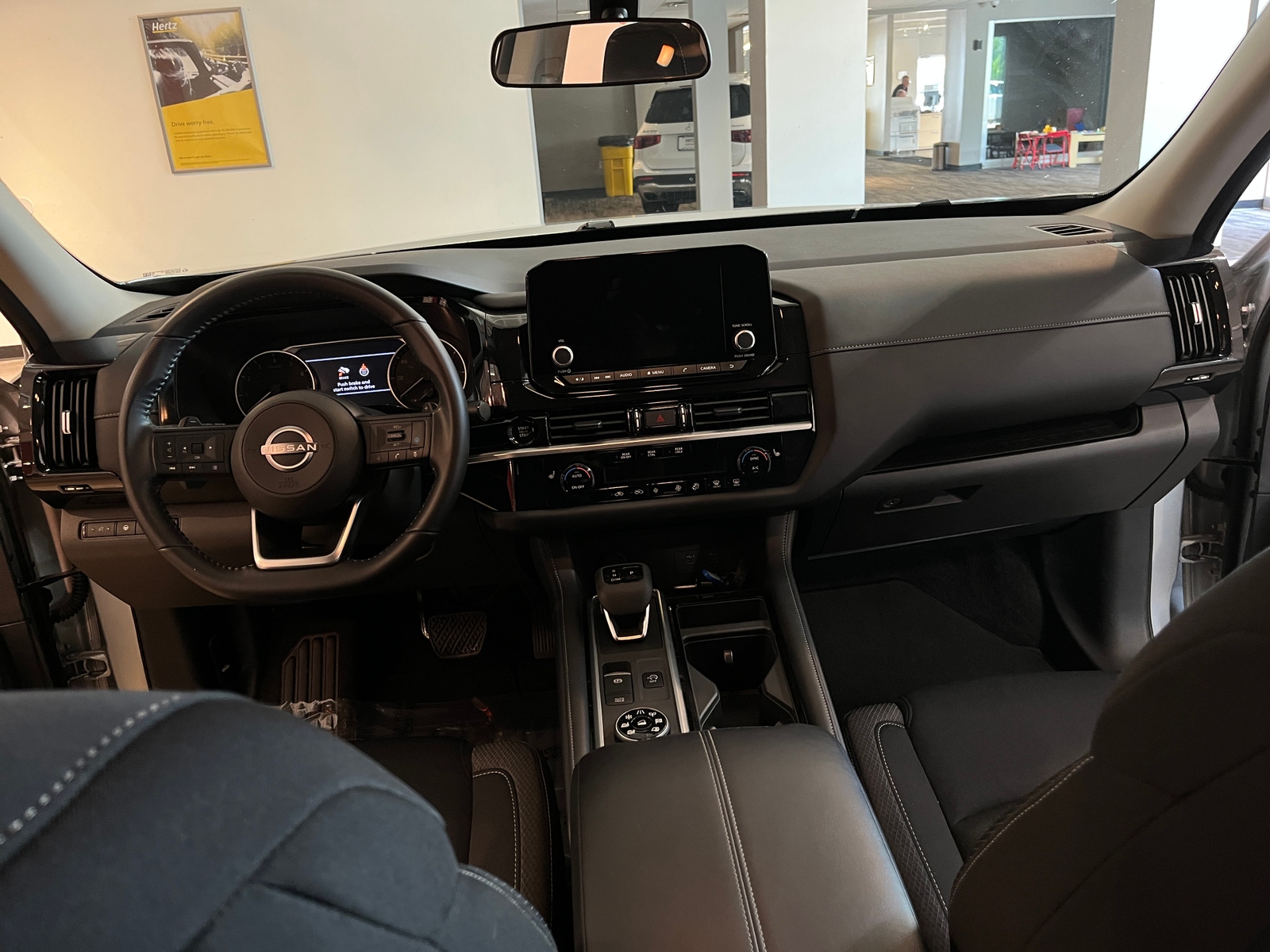 Thumbnail: 2025 Nissan Pathfinder - 3