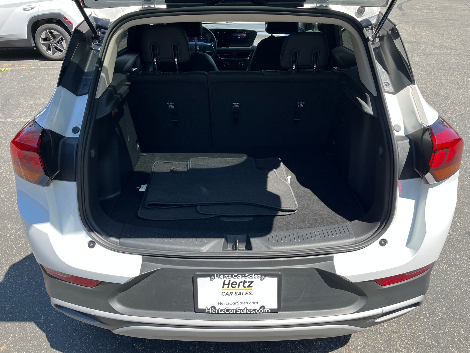 Thumbnail: 2025 Buick Encore GX - 5