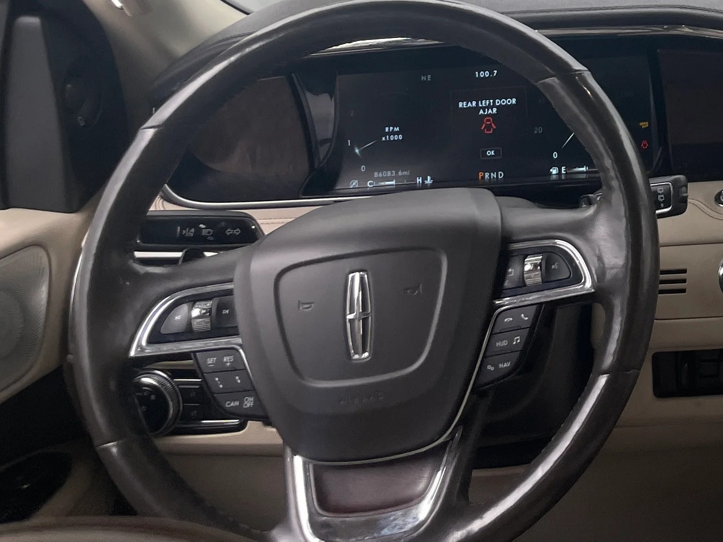 Thumbnail: 2019 Lincoln Navigator - 4