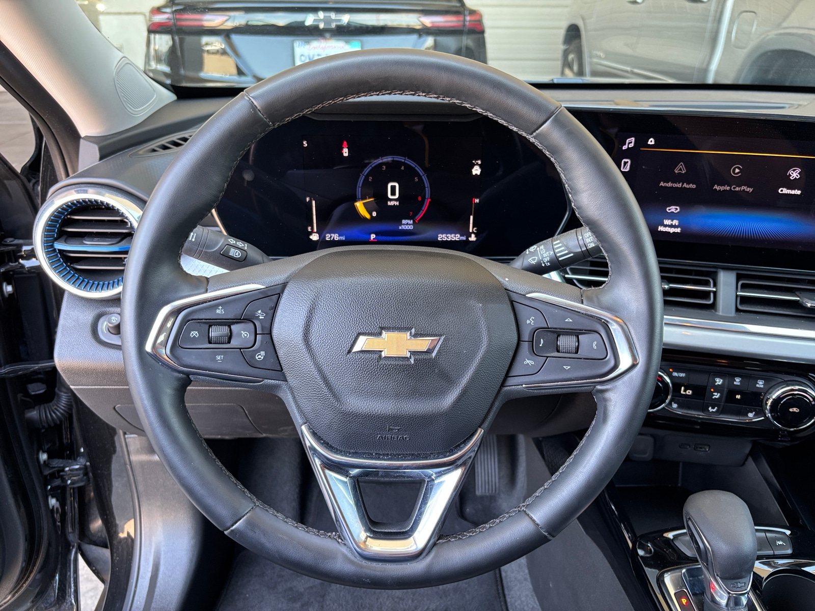 Thumbnail: 2025 Chevrolet Trax - 5