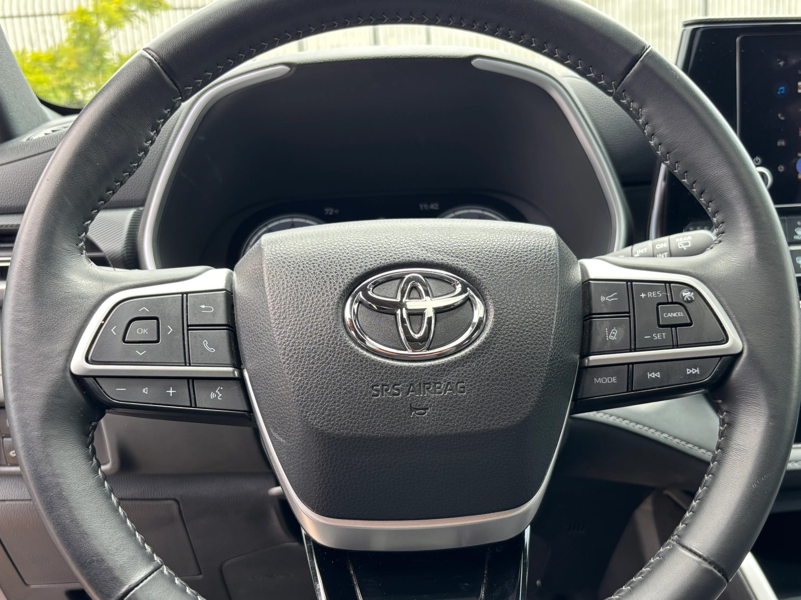 Thumbnail: 2025 Toyota Highlander - 5