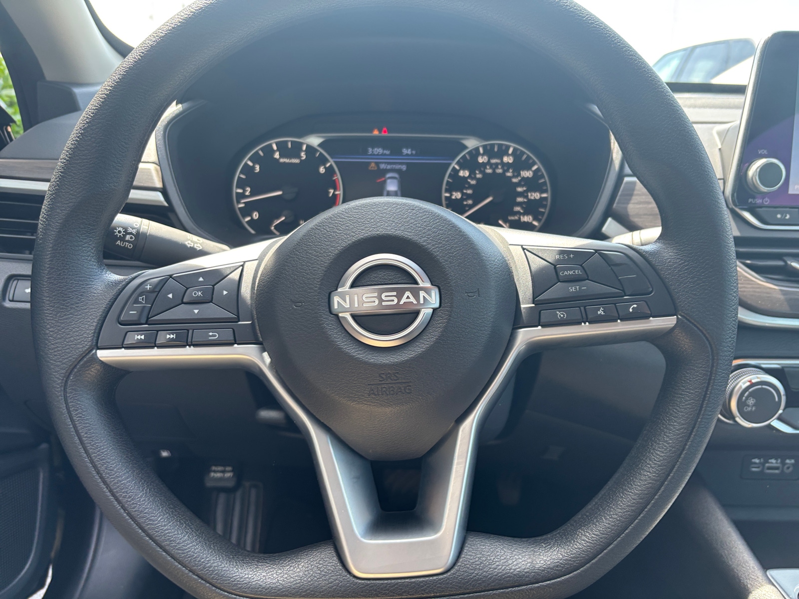 Thumbnail: 2025 Nissan Altima - 5