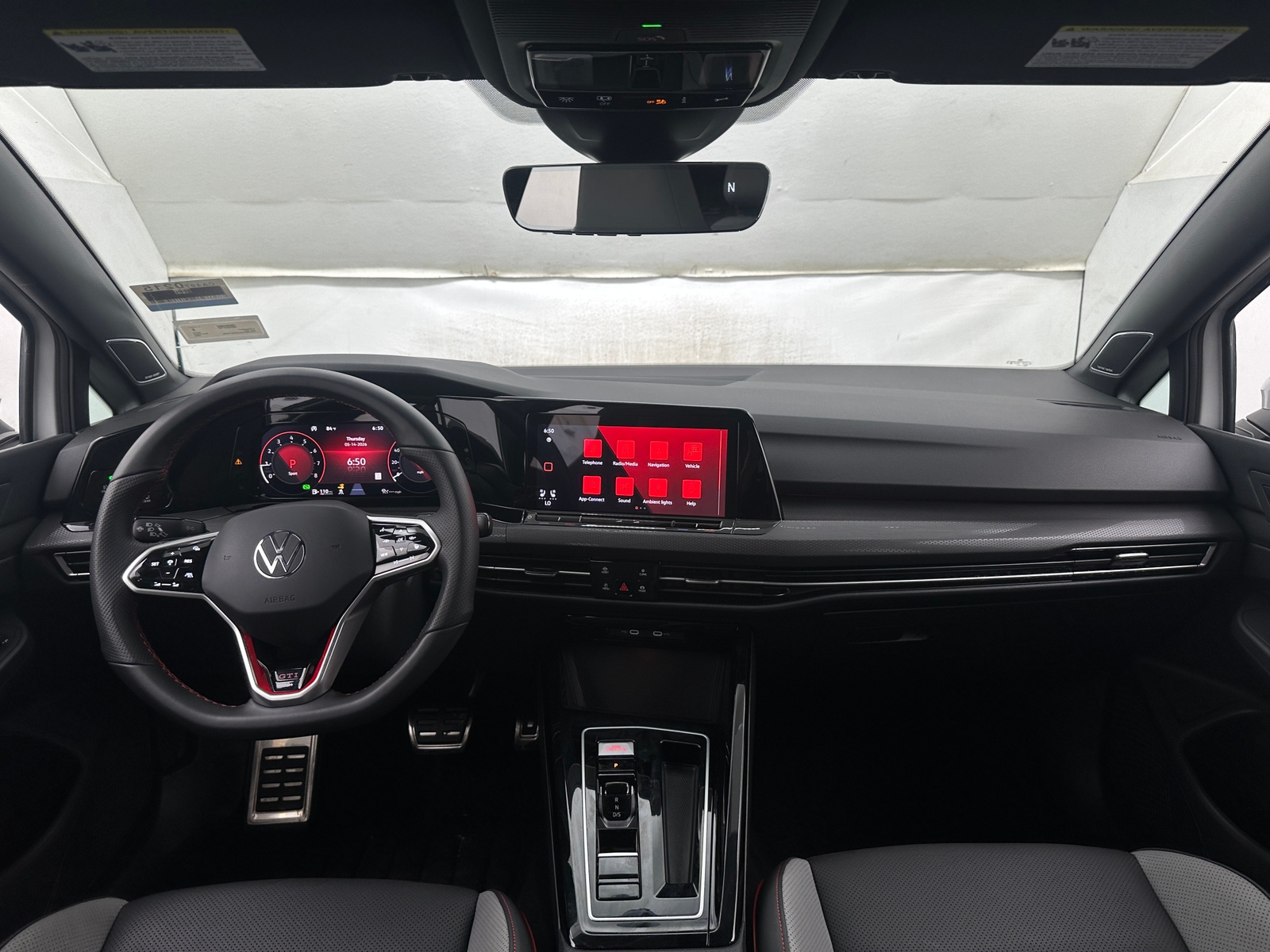 Thumbnail: 2024 Volkswagen Golf - 3