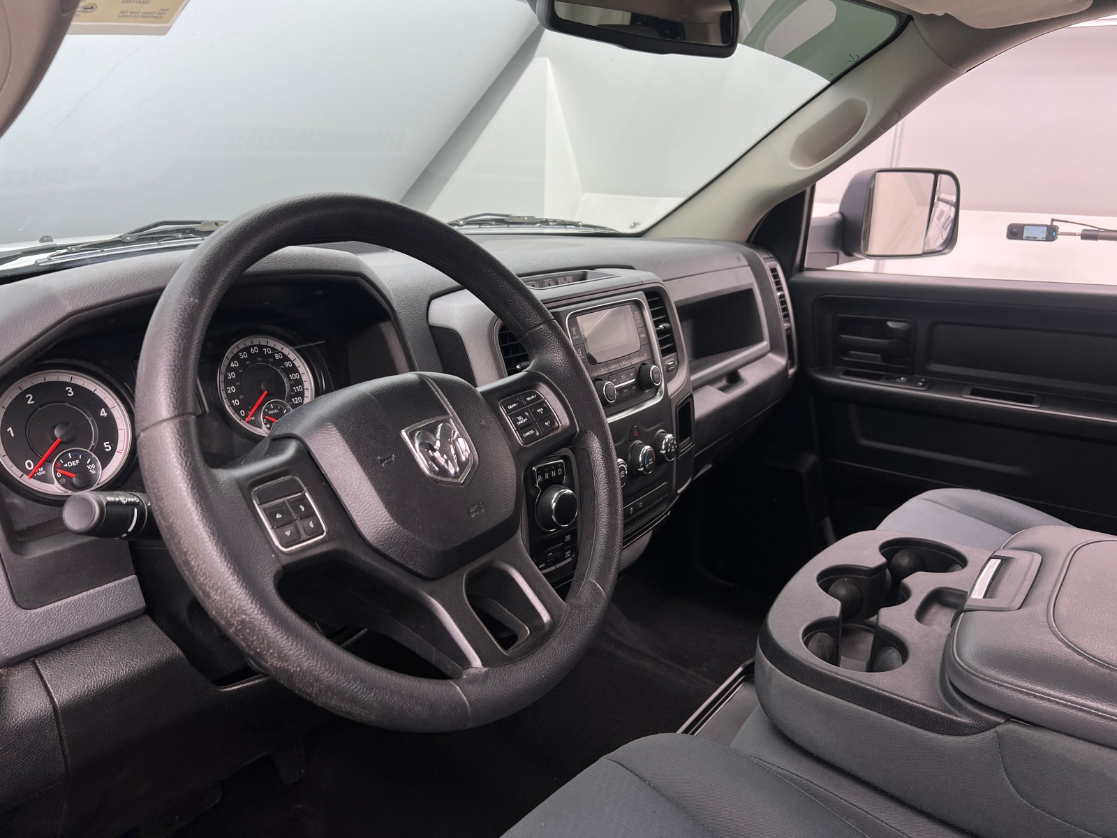 Thumbnail: 2019 RAM 1500 Classic - 5